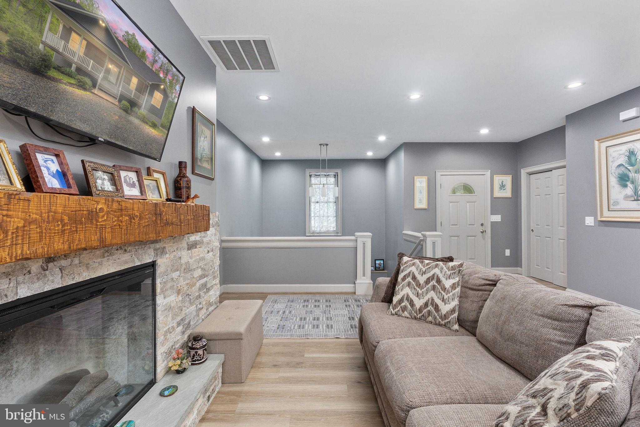 BLOUNTS HARBOUR - Residential