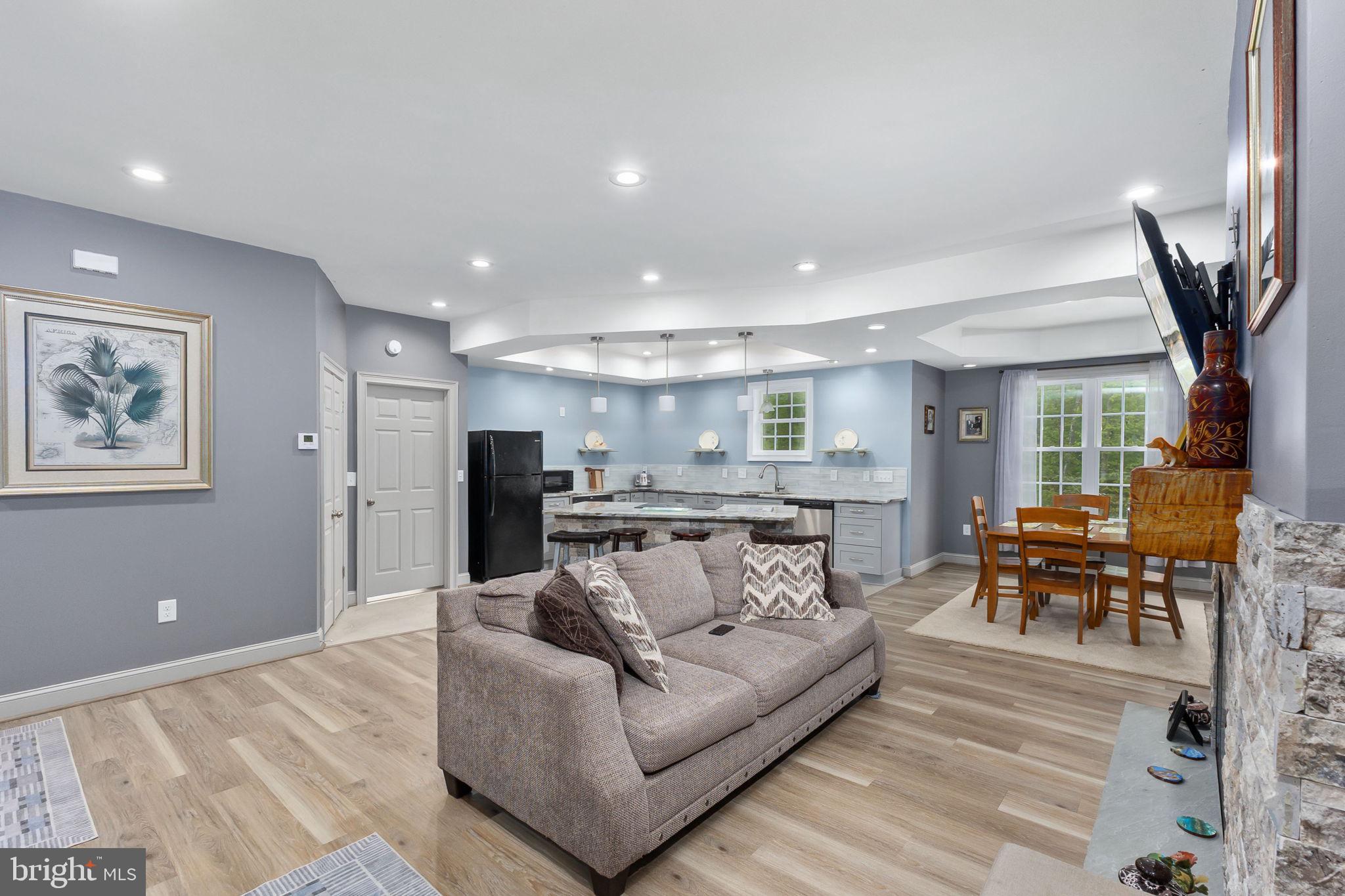 BLOUNTS HARBOUR - Residential