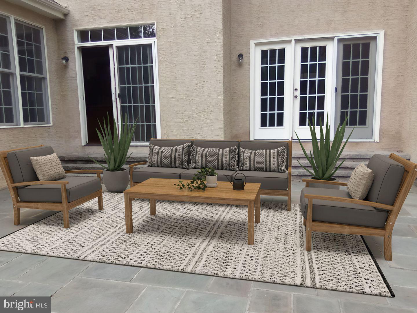 CHANTILLY FARM - Residential