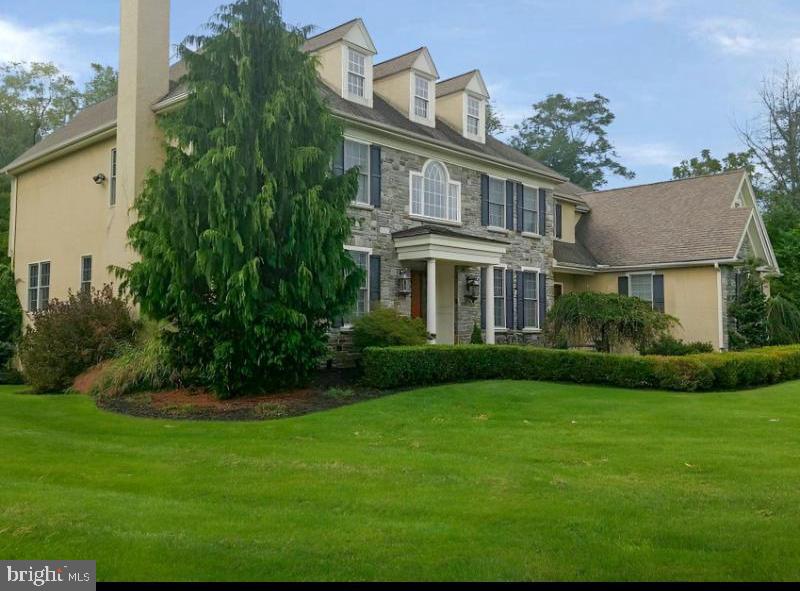1707 CHANTILLY LANE
