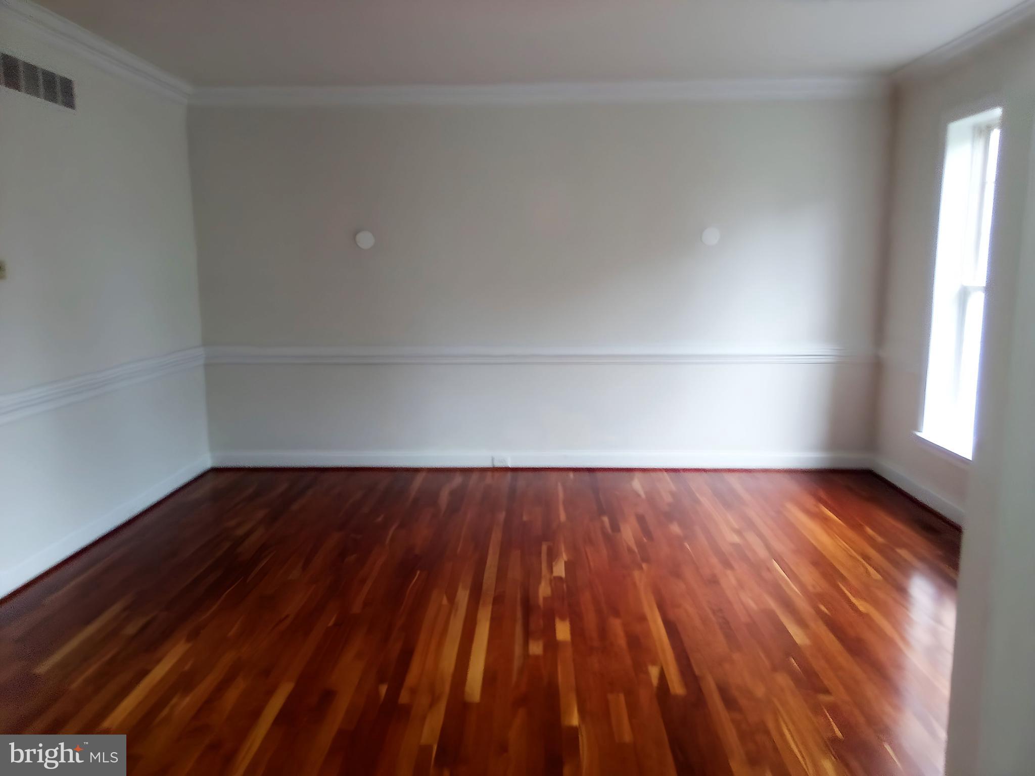 CHANTILLY FARM - Residential