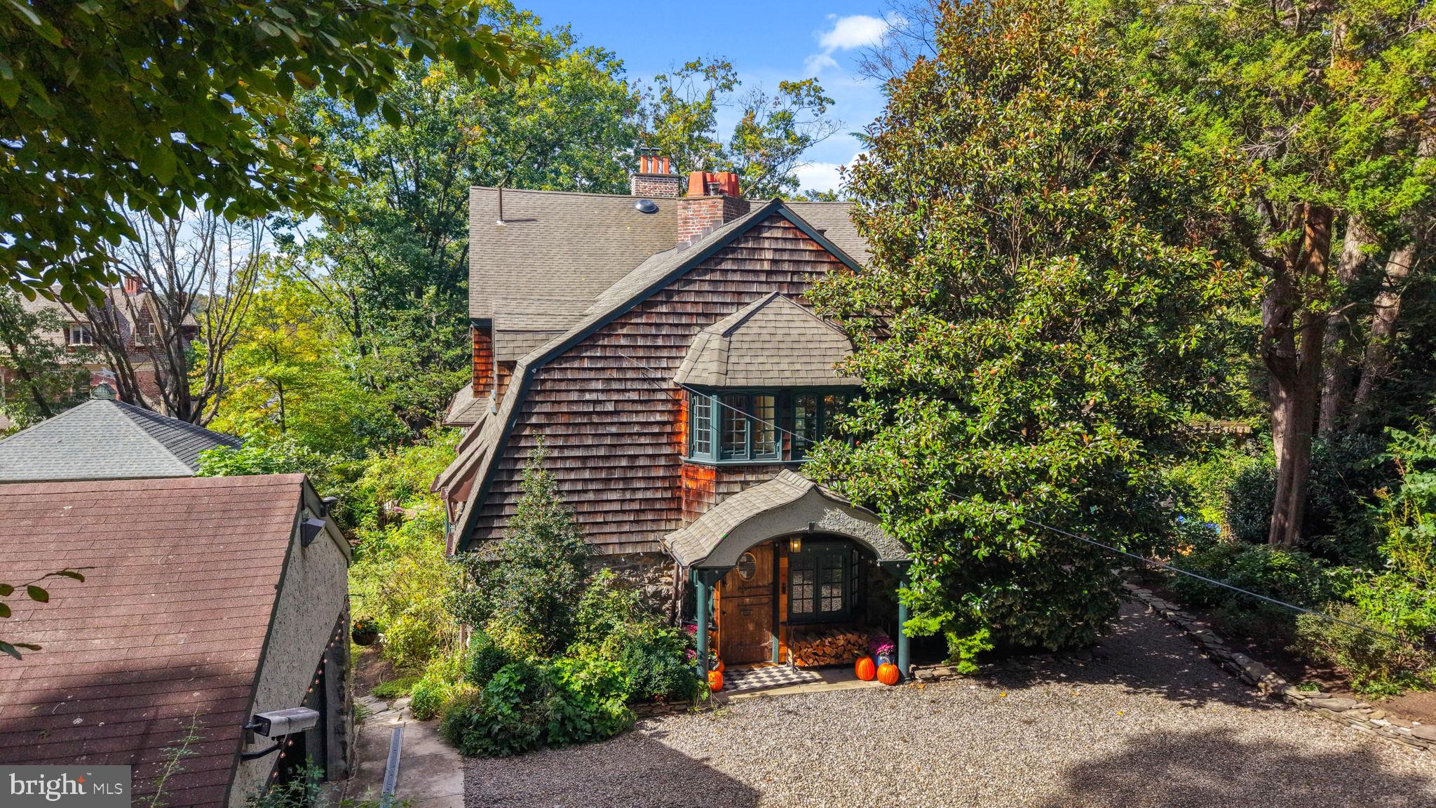 441 W STAFFORD STREET