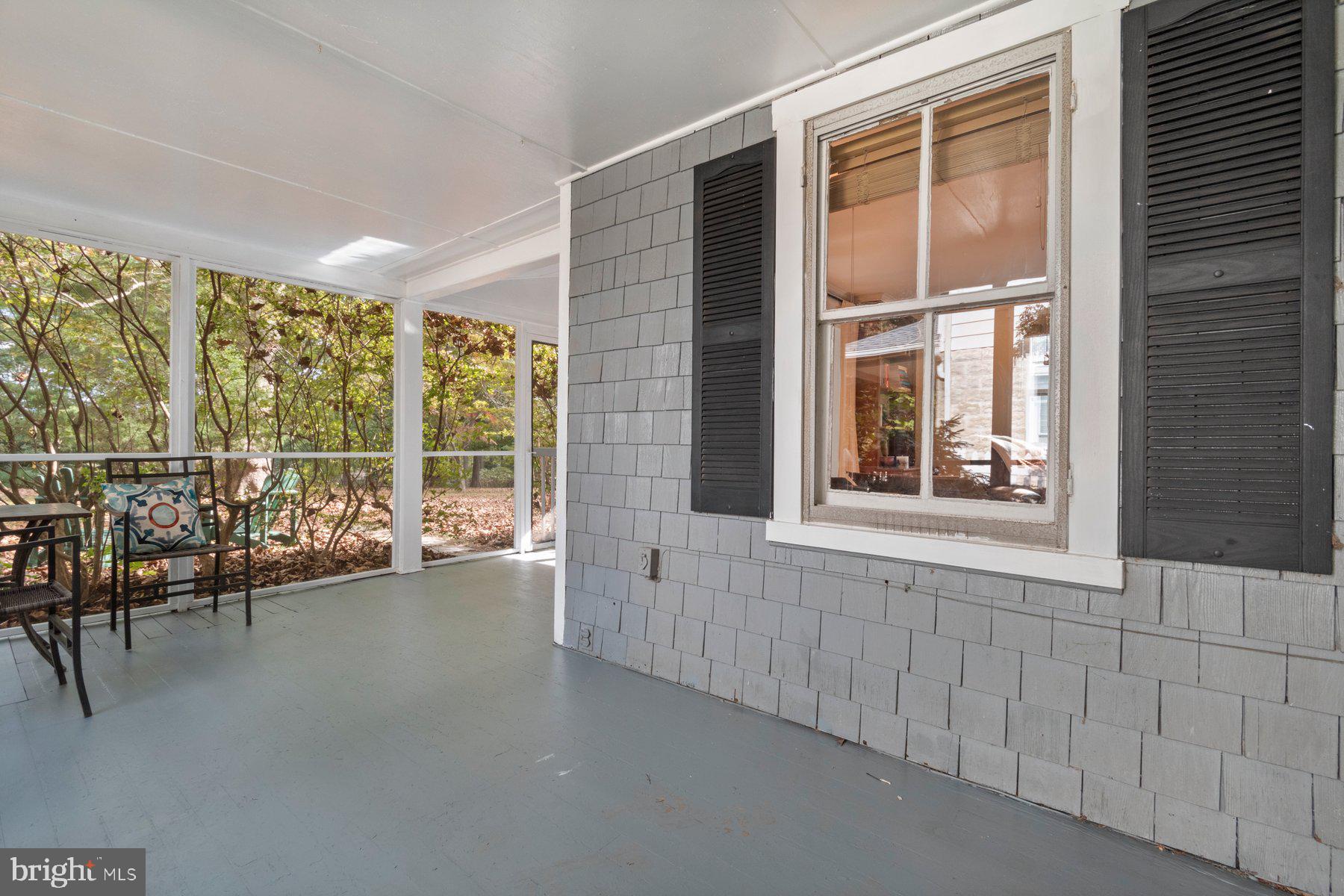 GLYNDON PARK - Residential