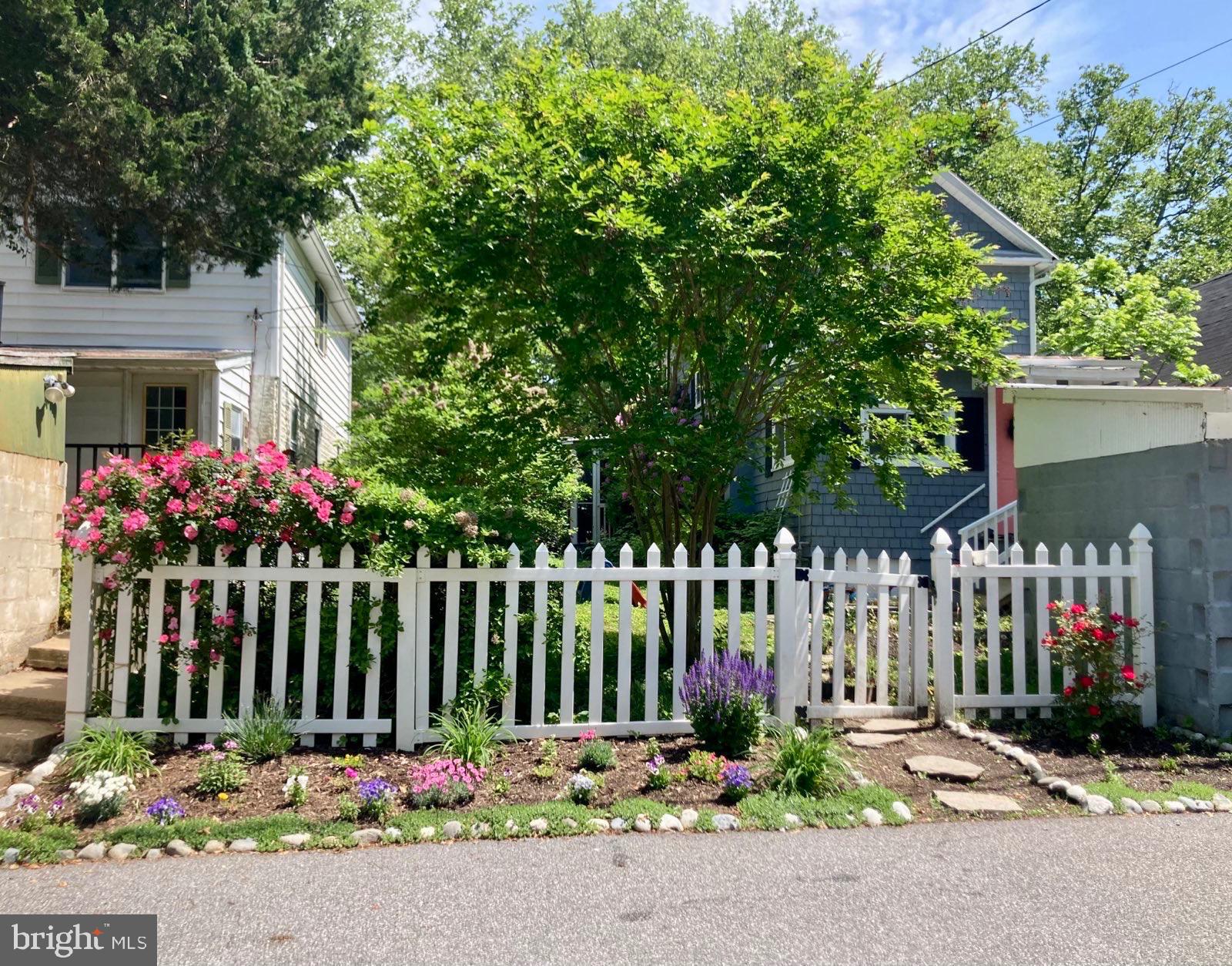 GLYNDON PARK - Residential