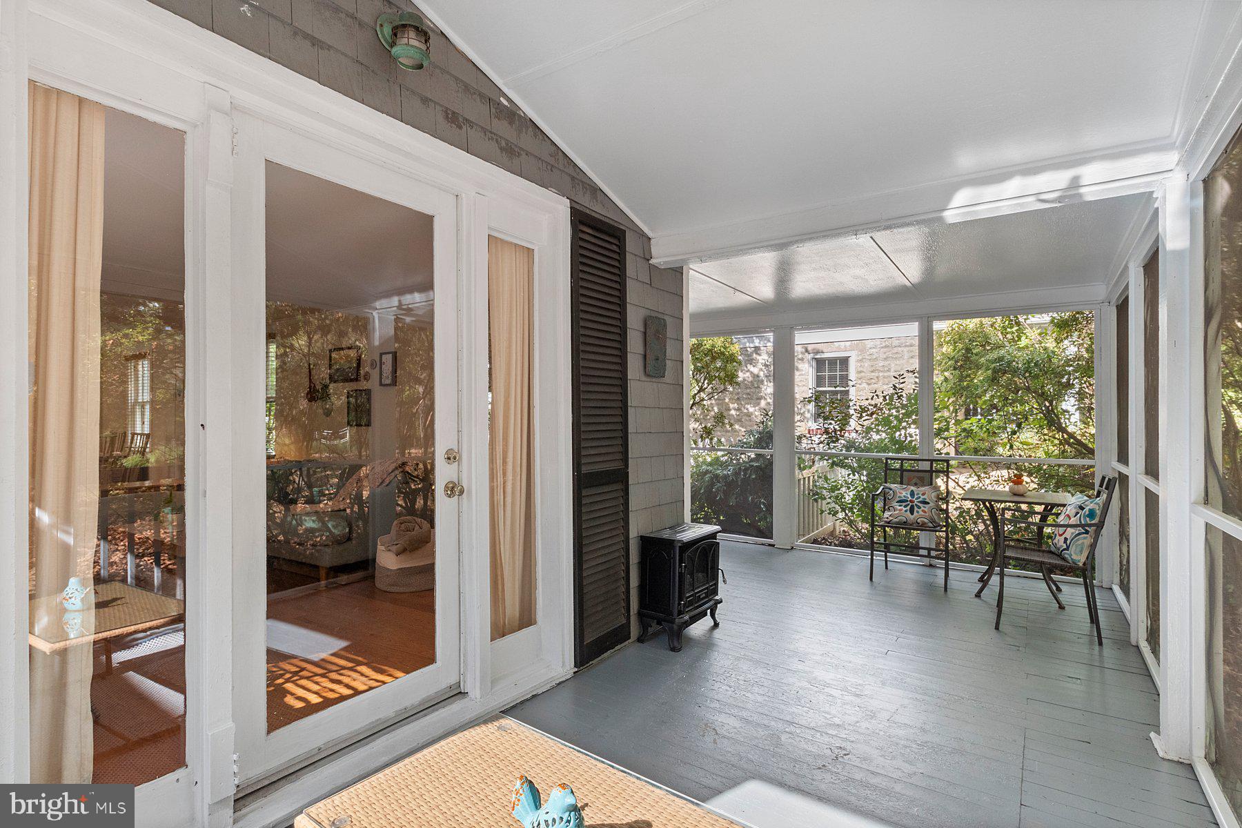 GLYNDON PARK - Residential