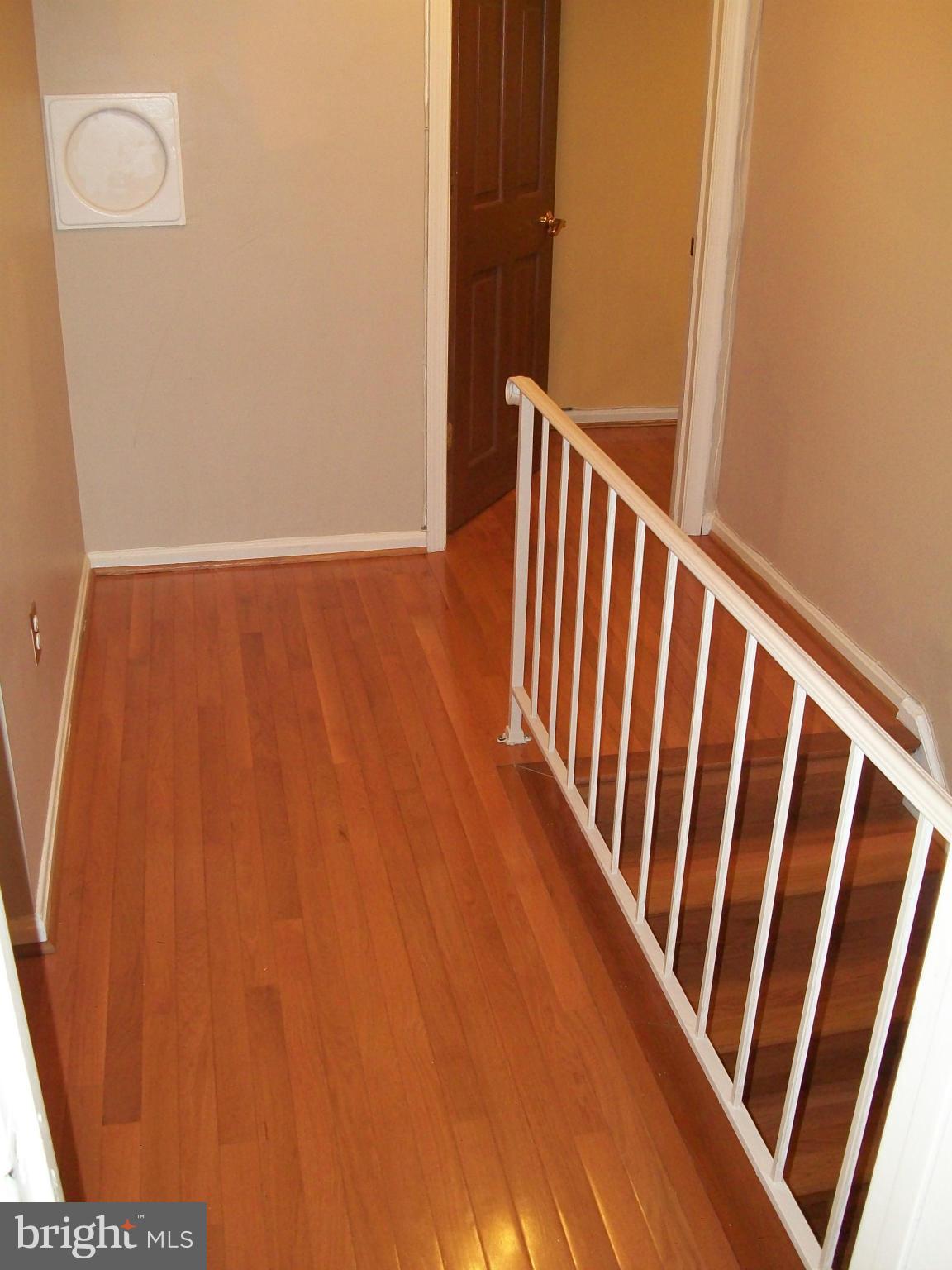 PINEWOOD LAKE - Residential