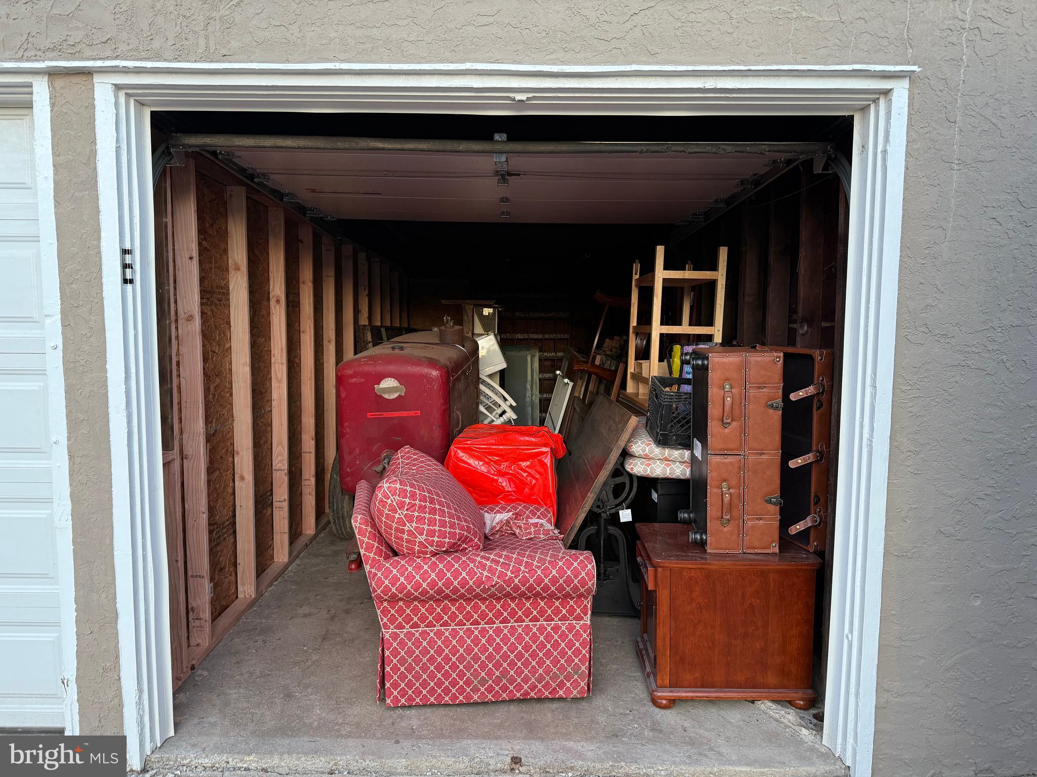 ERDENHEIM - Commercial Lease