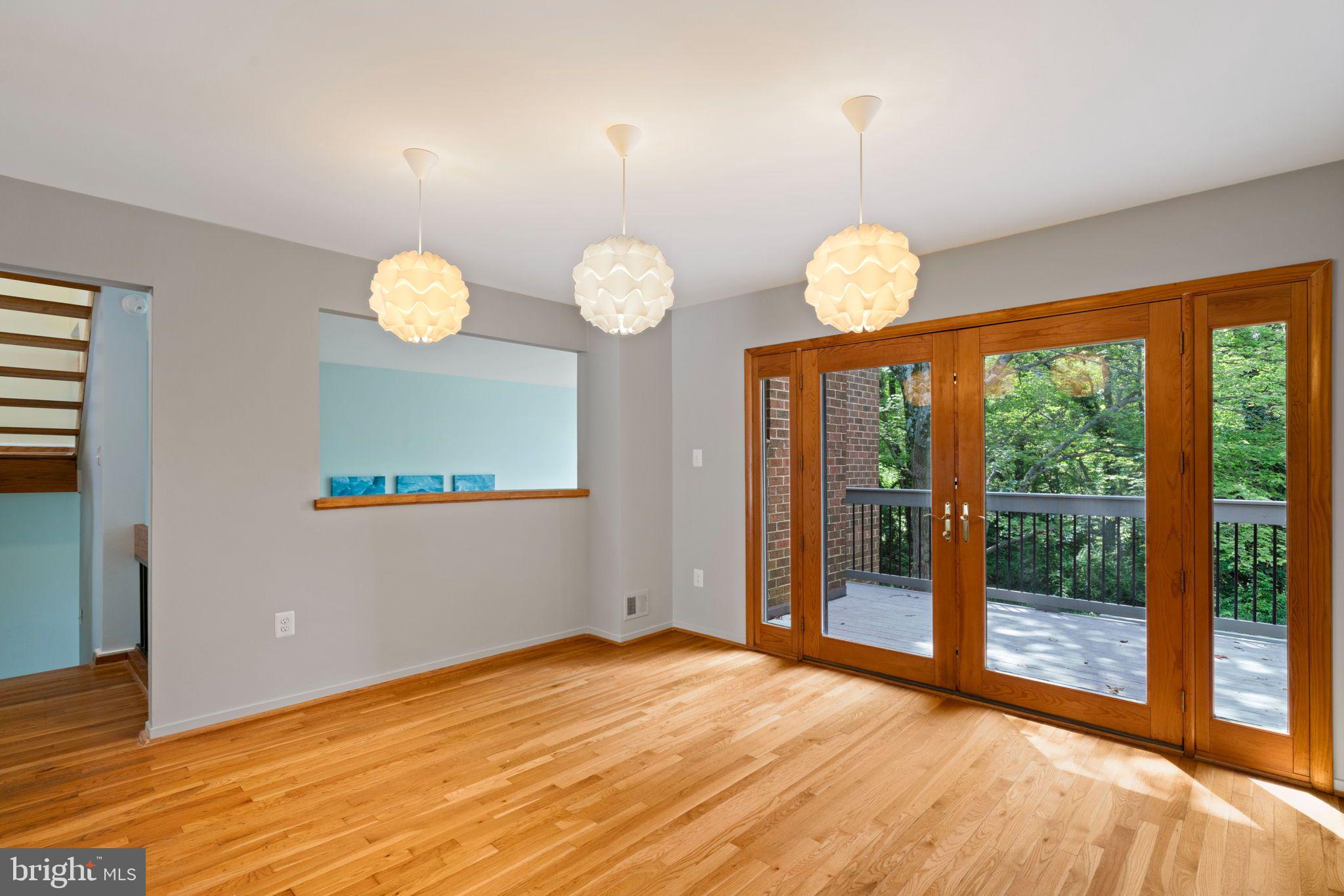 RESTON - Residential