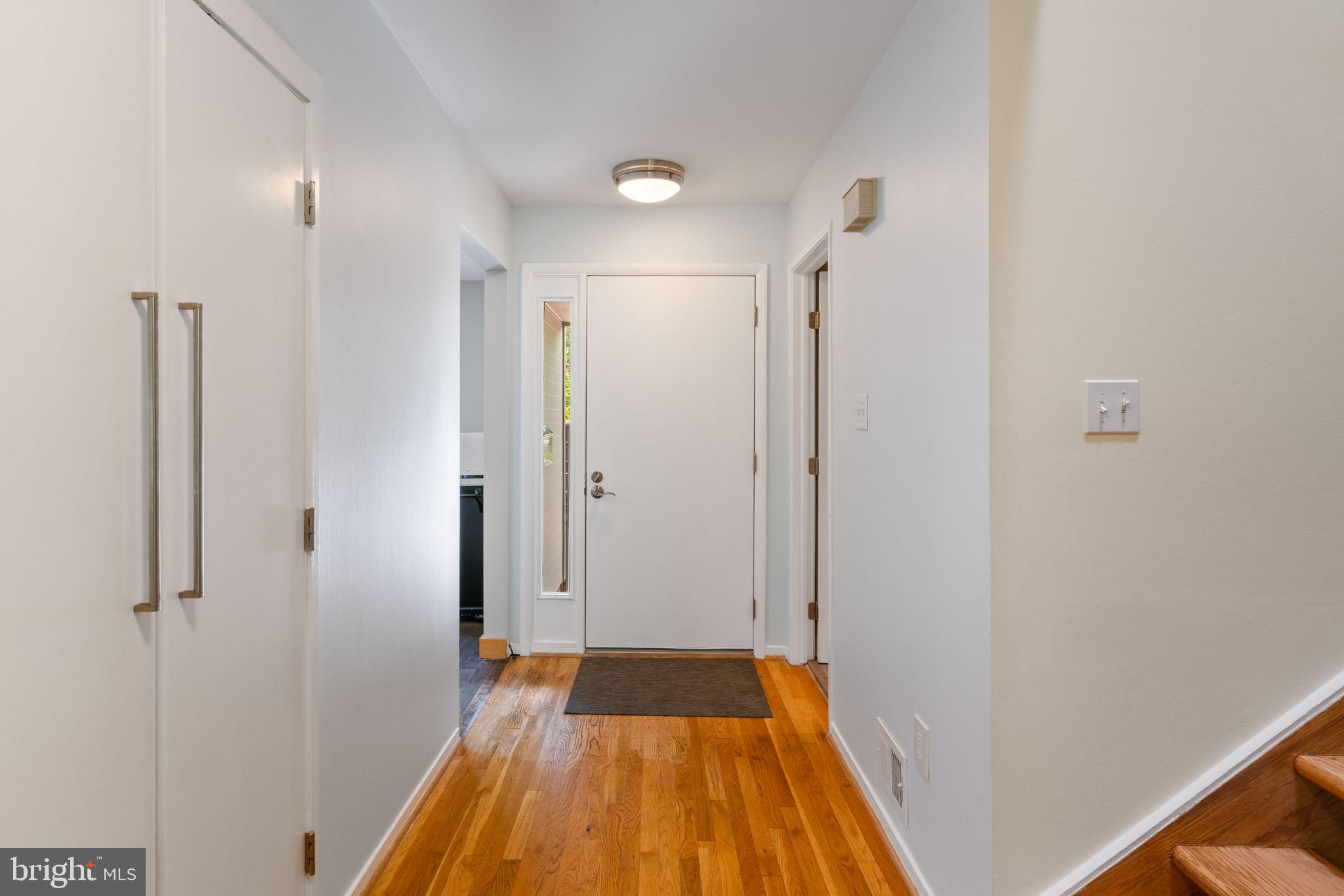 RESTON - Residential