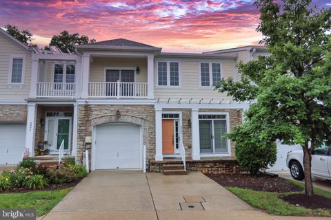 8804 SHINING OCEANS WAY 53 COLUMBIA MD 21045