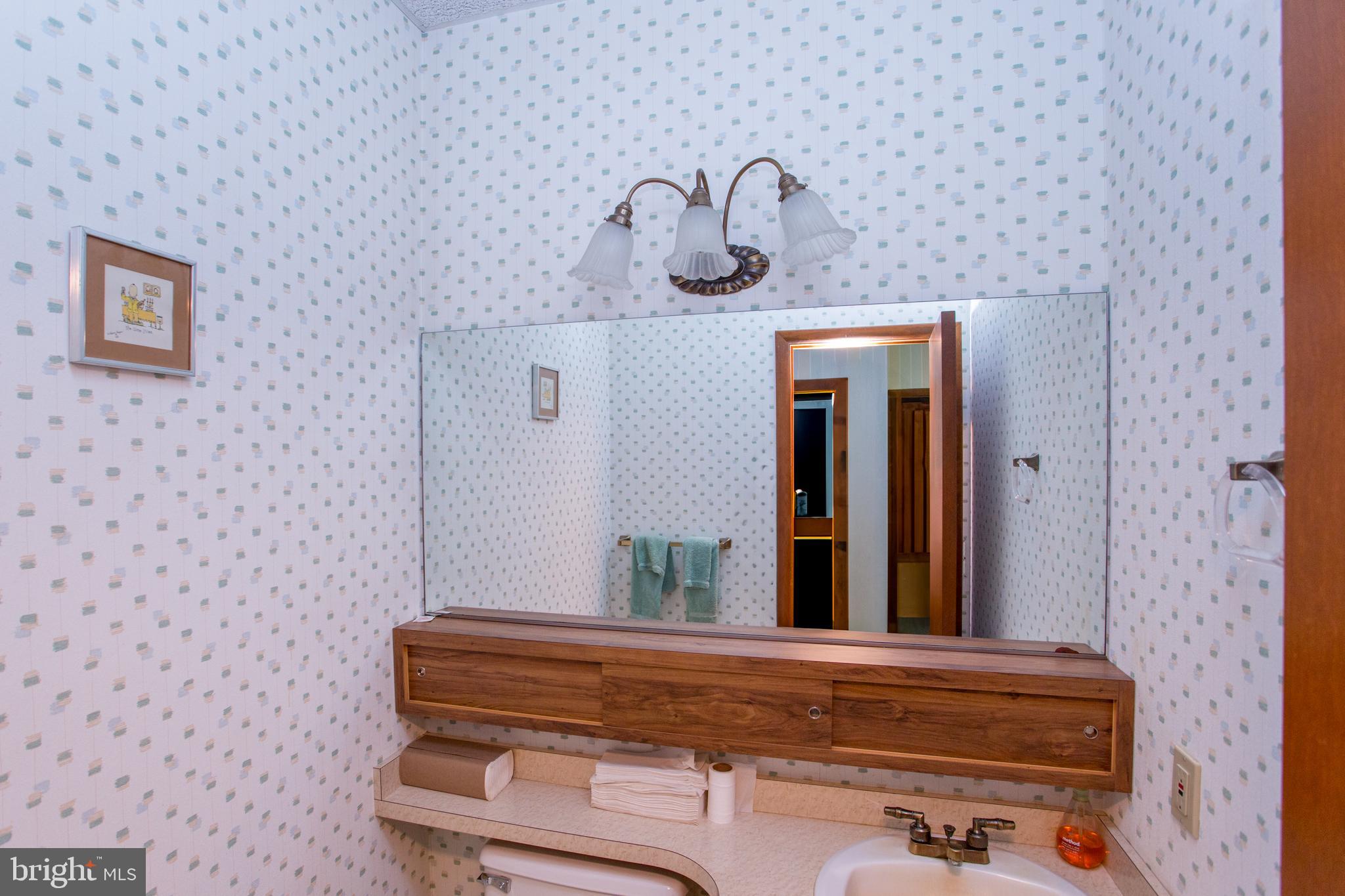 FAIRLESS HILLS - Commercial Sale