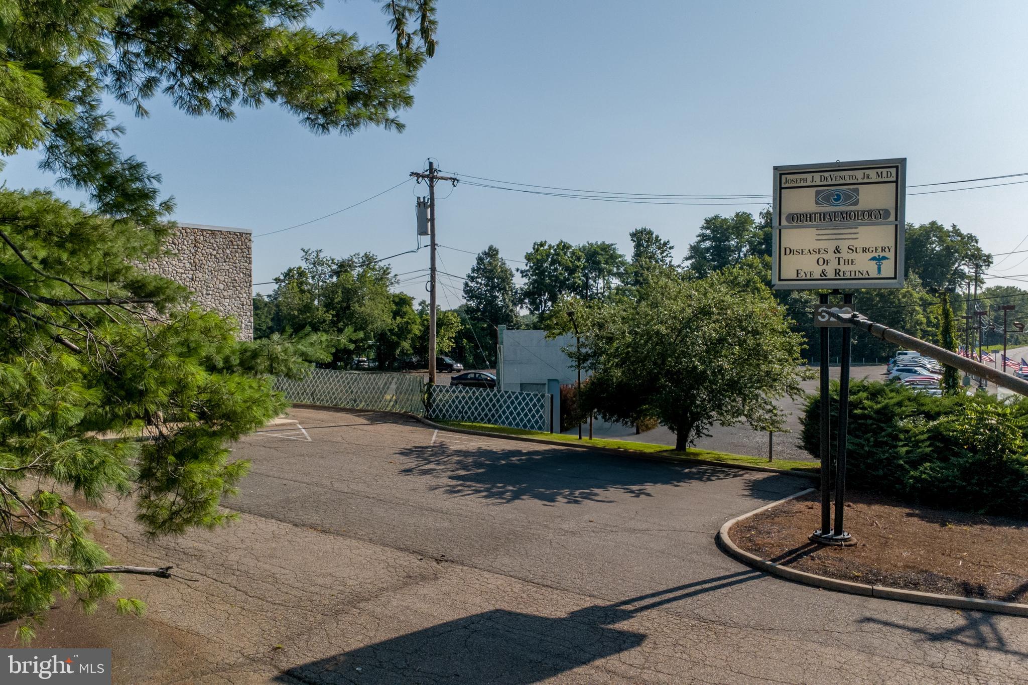 FAIRLESS HILLS - Commercial Sale