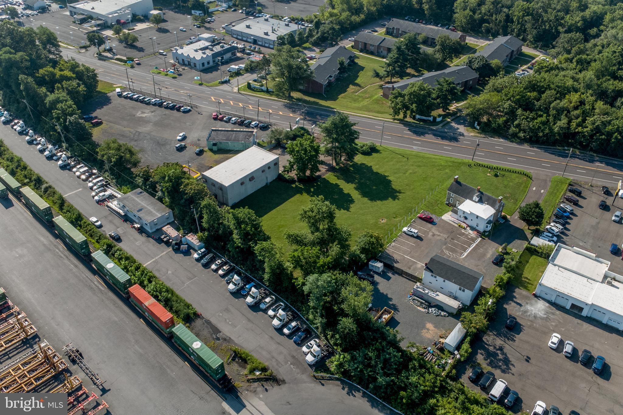 FAIRLESS HILLS - Commercial Sale