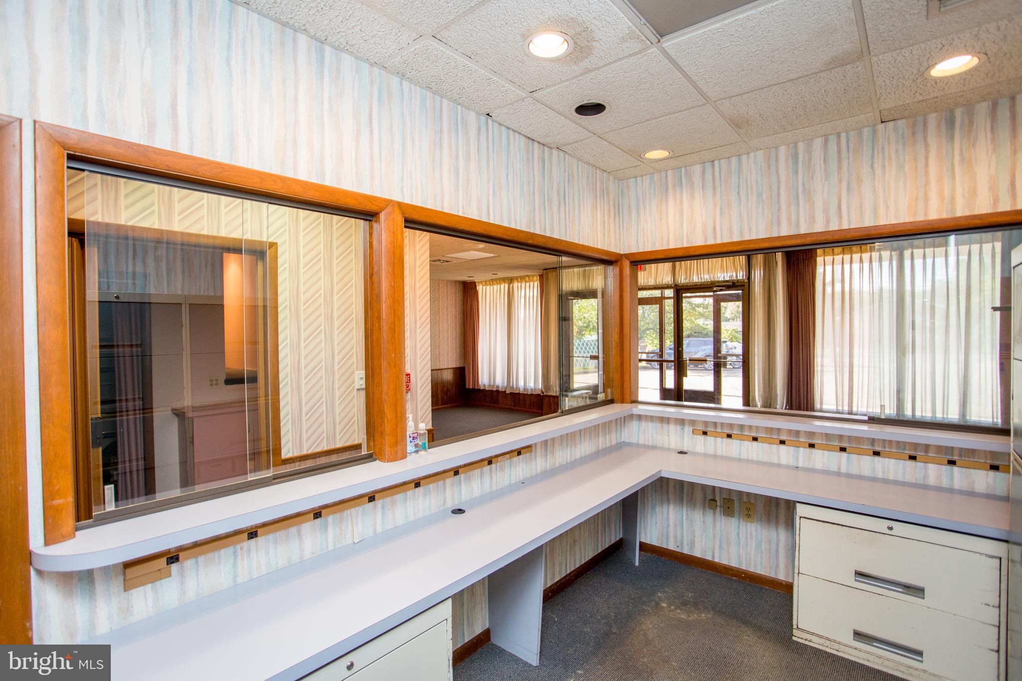 FAIRLESS HILLS - Commercial Sale