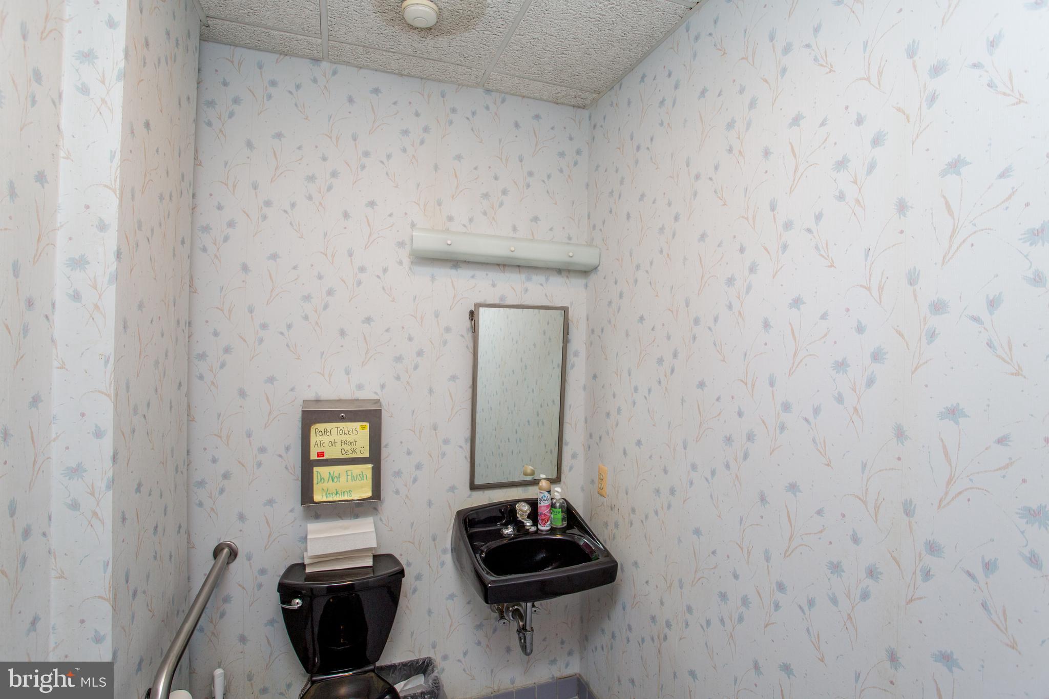 FAIRLESS HILLS - Commercial Sale