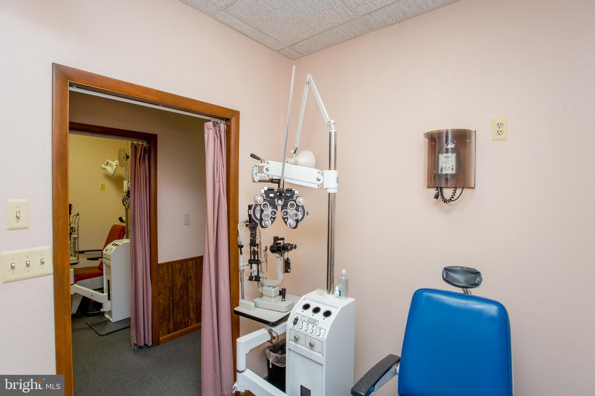 FAIRLESS HILLS - Commercial Sale