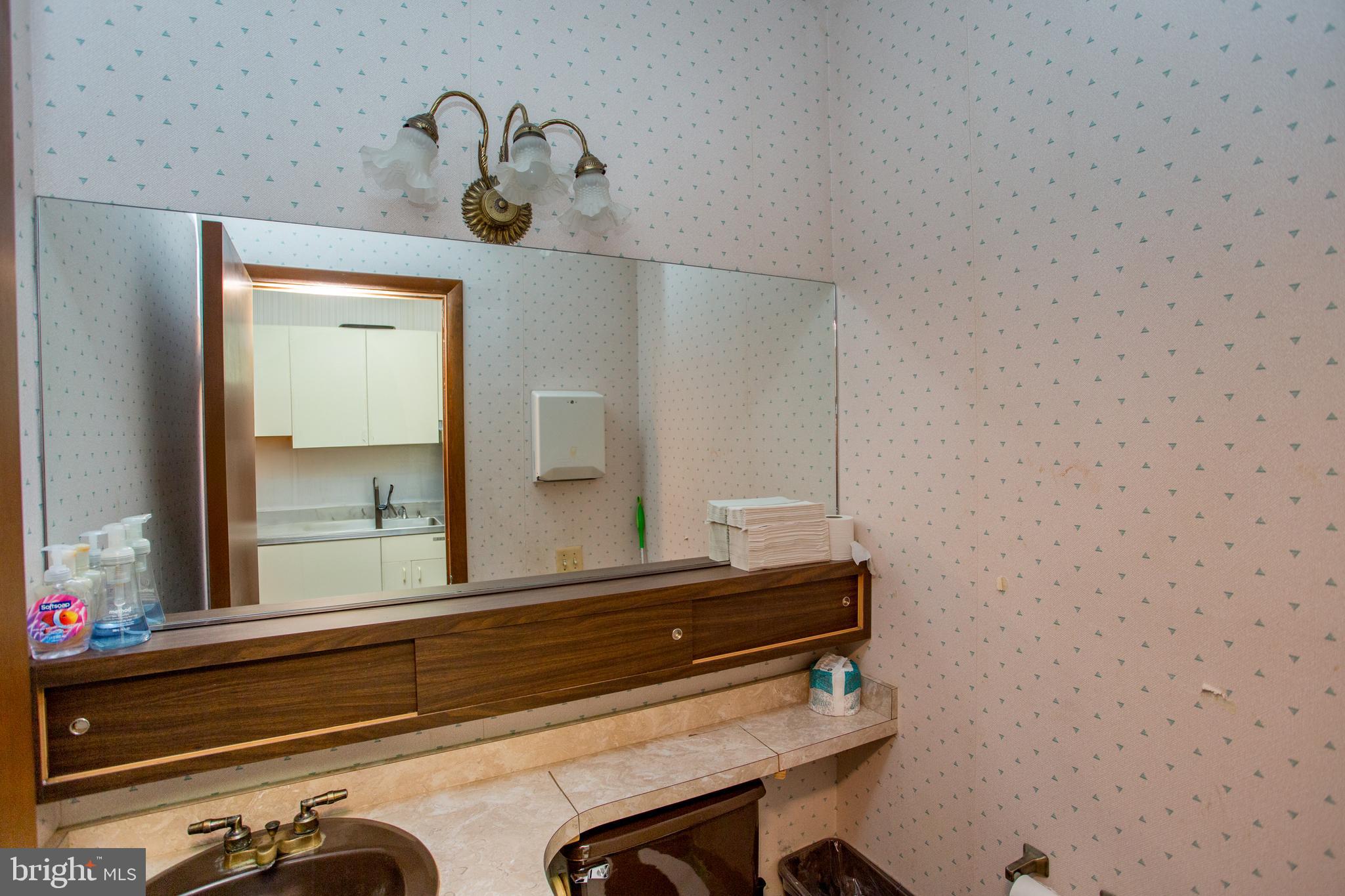 FAIRLESS HILLS - Commercial Sale