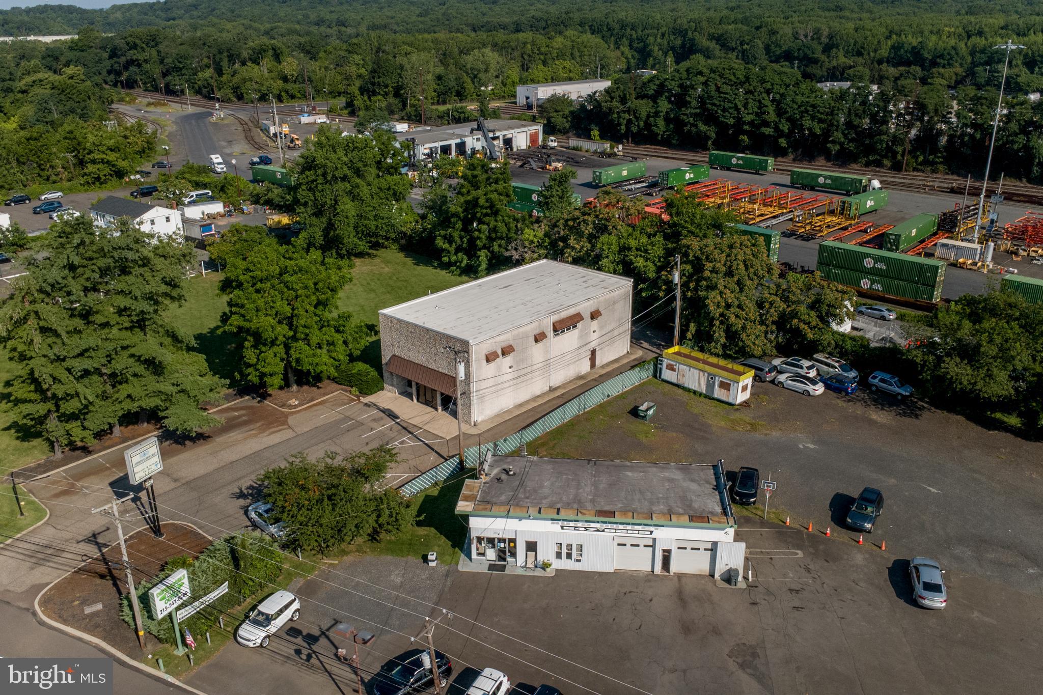 FAIRLESS HILLS - Commercial Sale