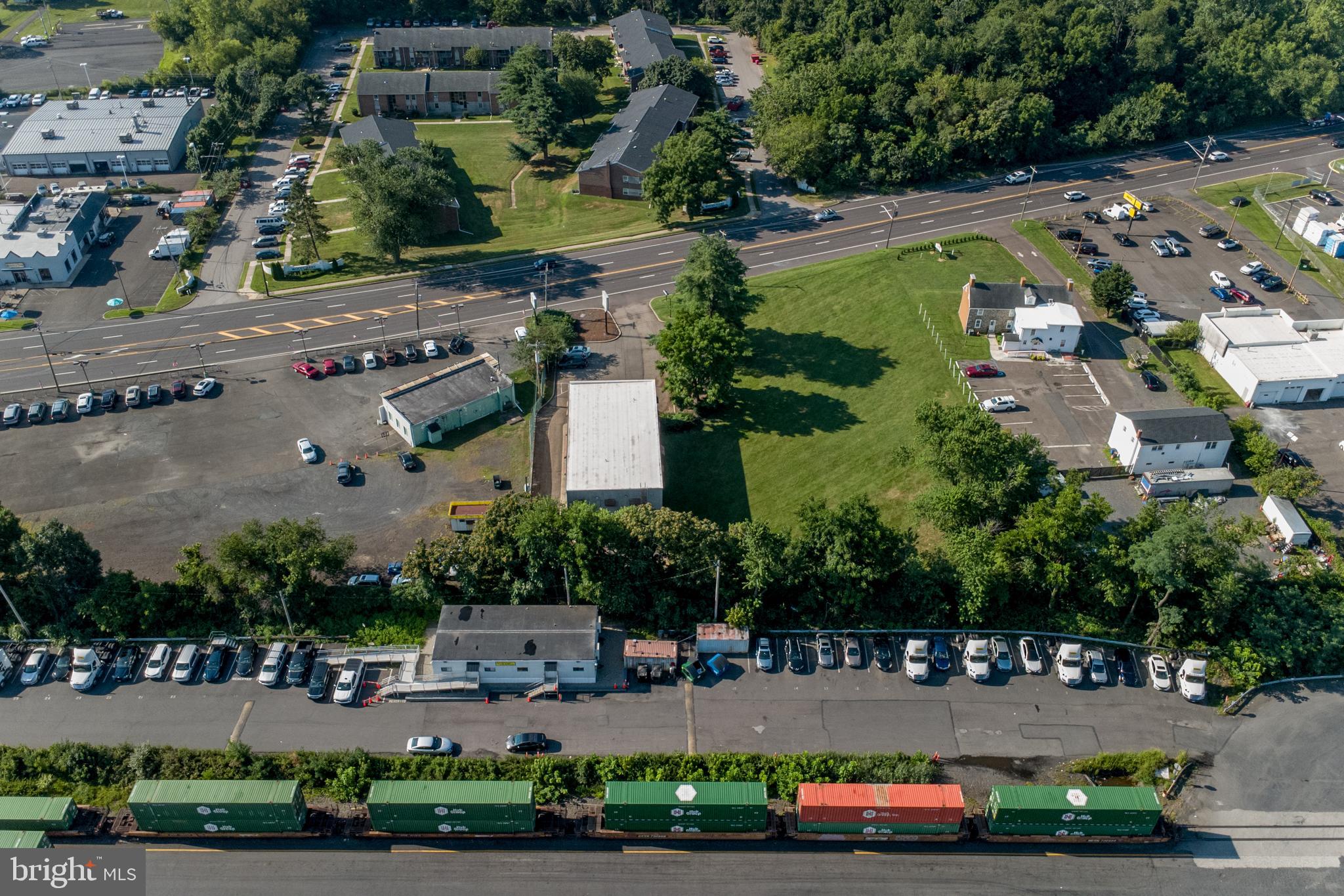 FAIRLESS HILLS - Commercial Sale