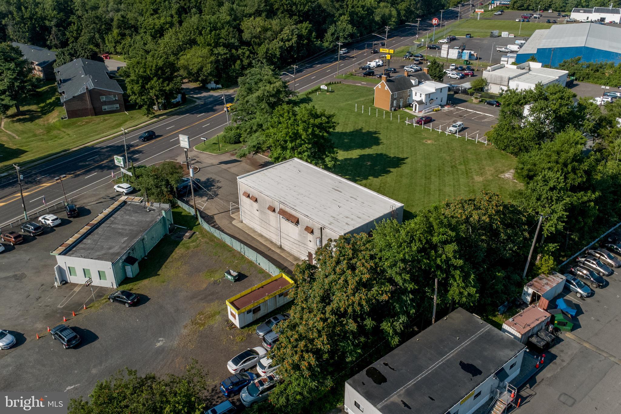 FAIRLESS HILLS - Commercial Sale