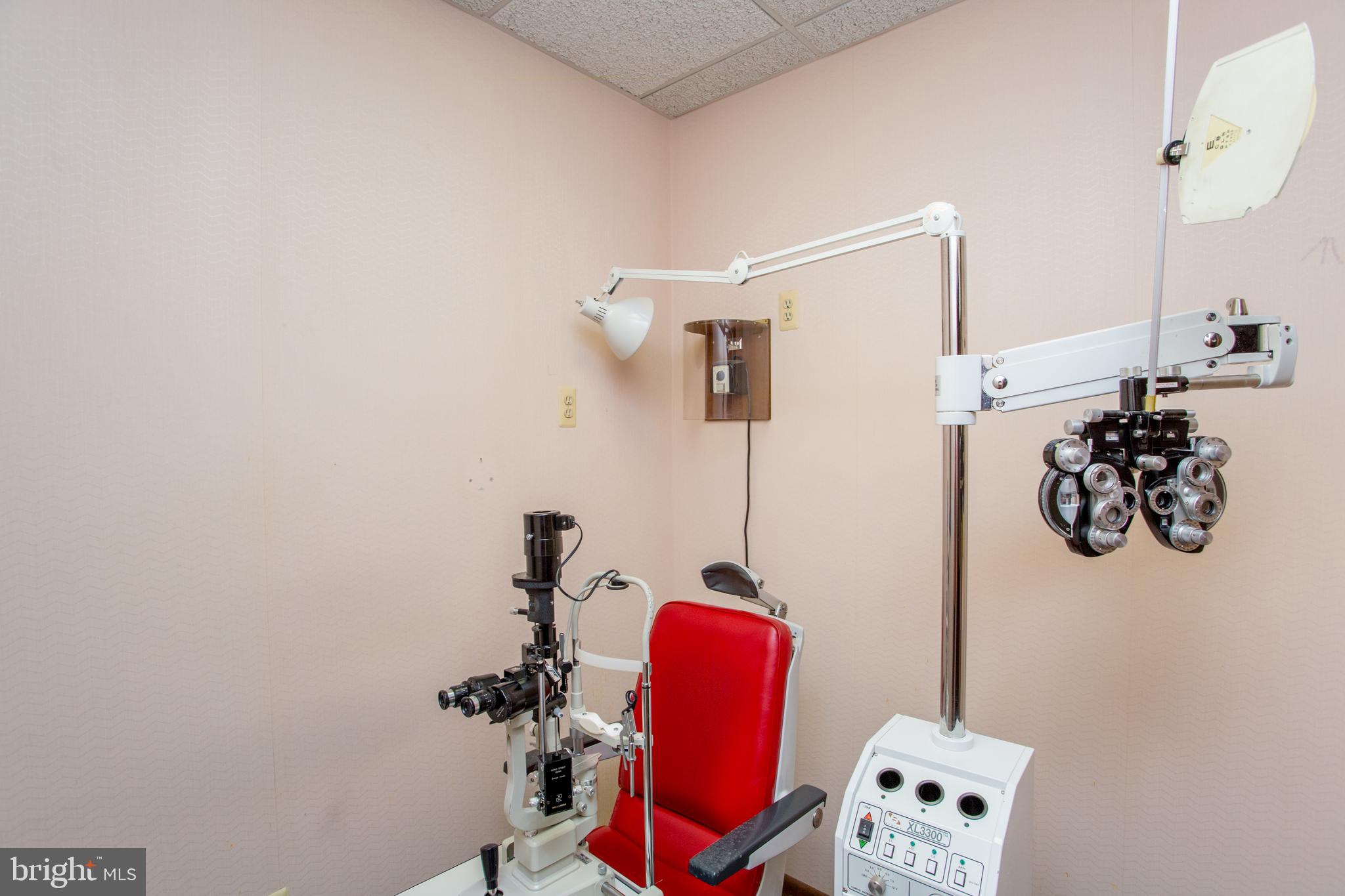 FAIRLESS HILLS - Commercial Sale