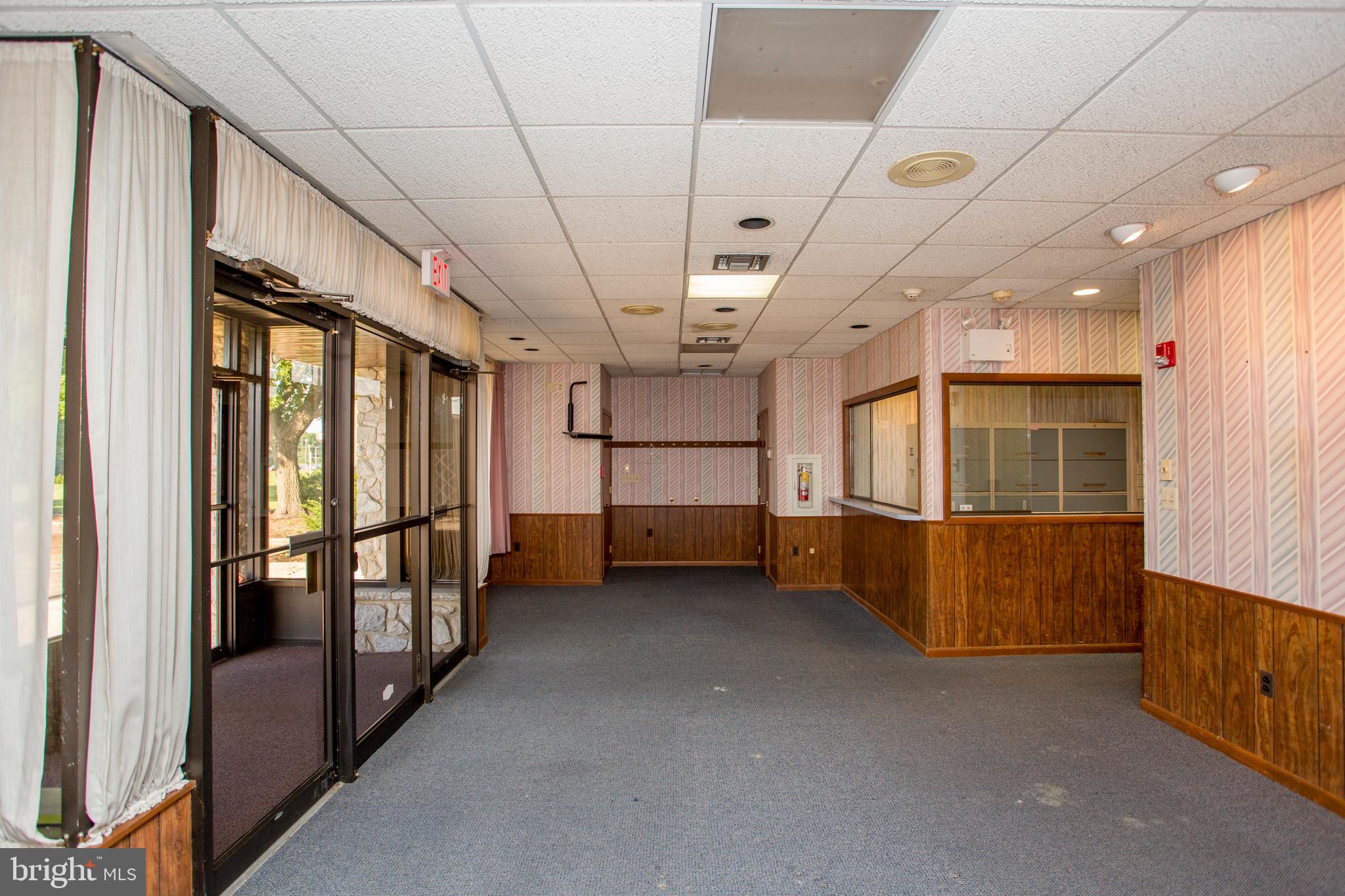 FAIRLESS HILLS - Commercial Sale