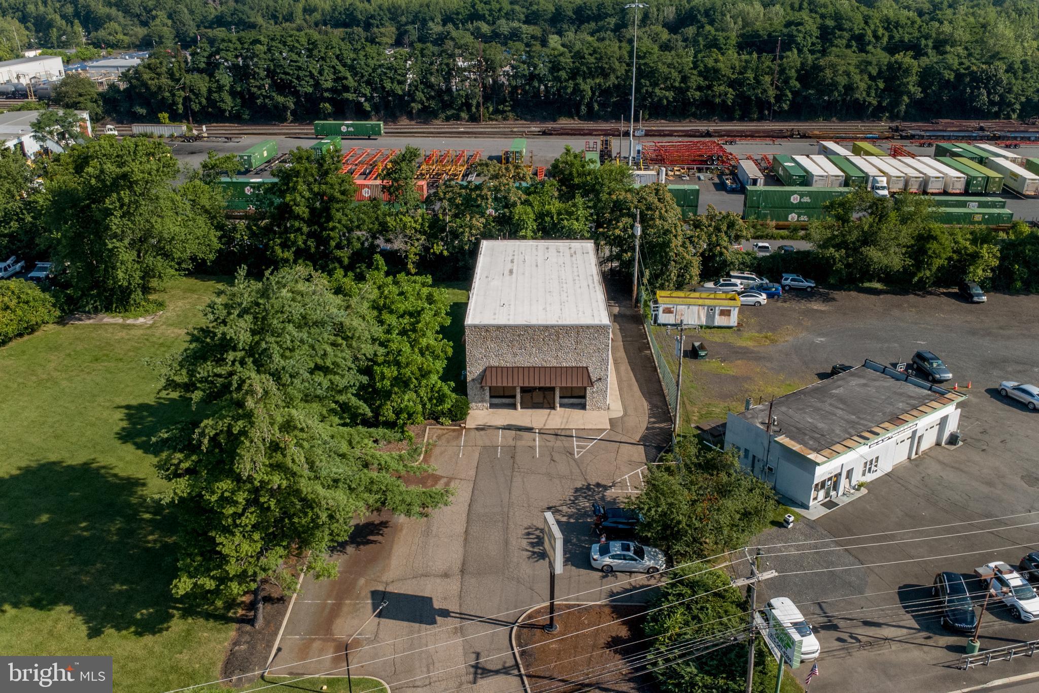 FAIRLESS HILLS - Commercial Sale