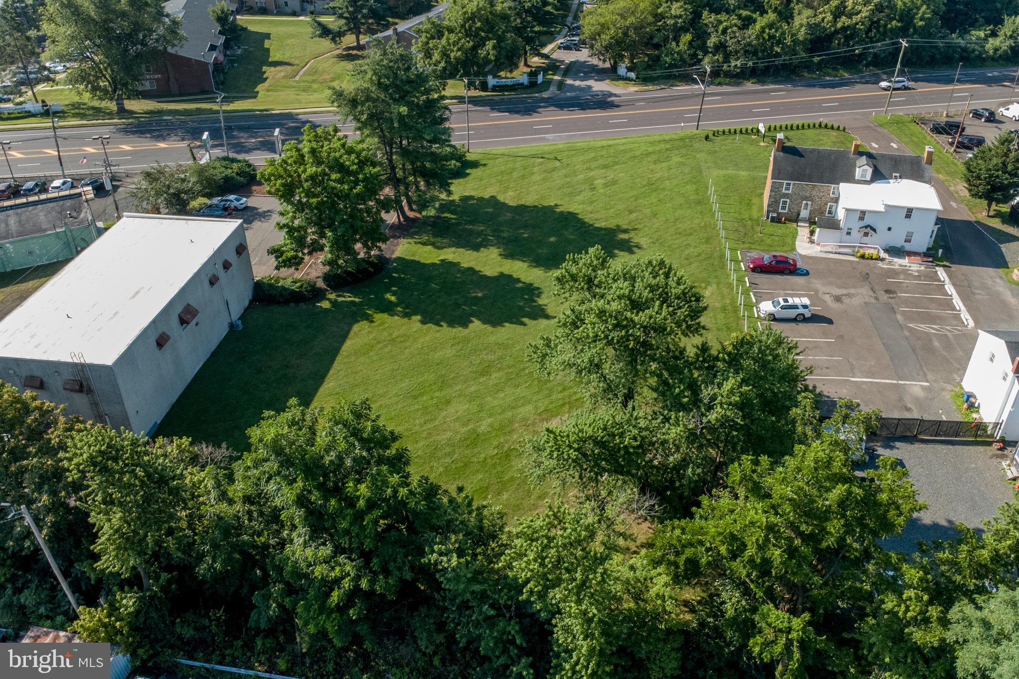 FAIRLESS HILLS - Commercial Sale