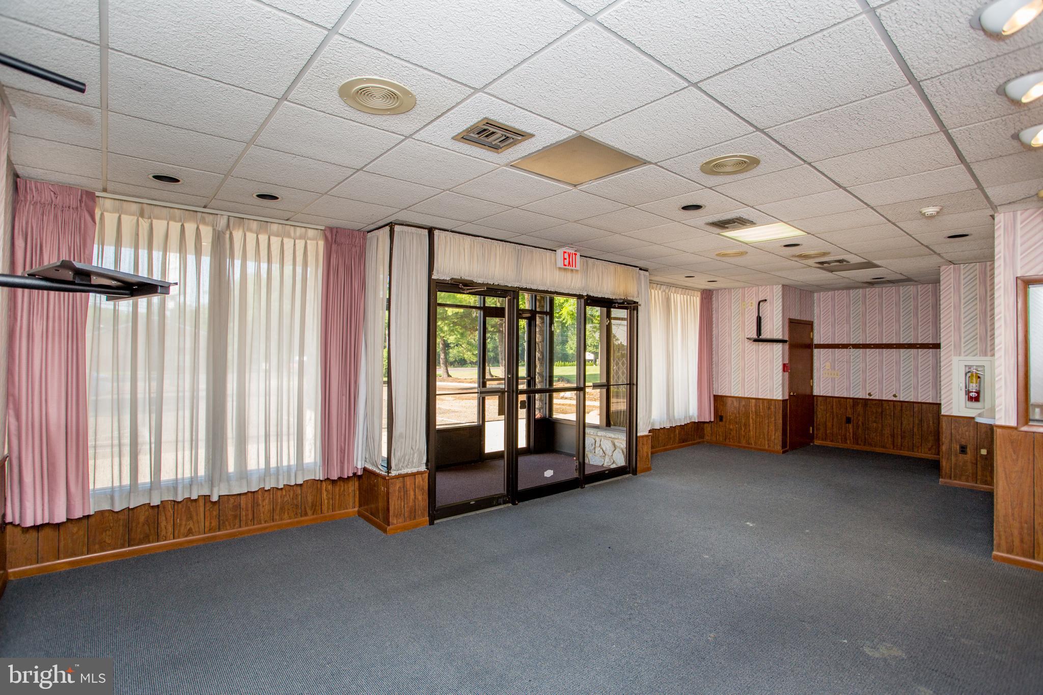 FAIRLESS HILLS - Commercial Sale