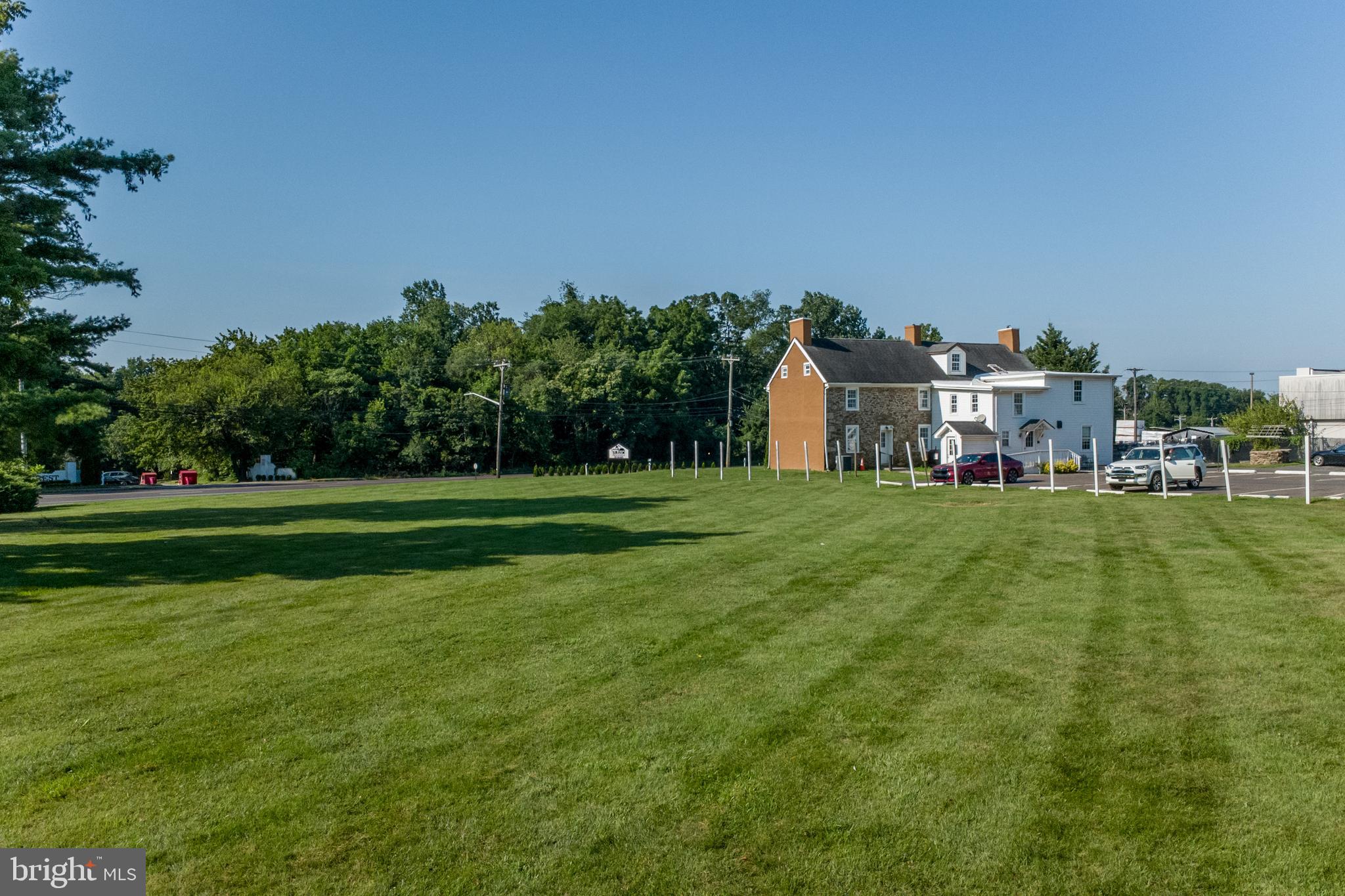 FAIRLESS HILLS - Commercial Sale