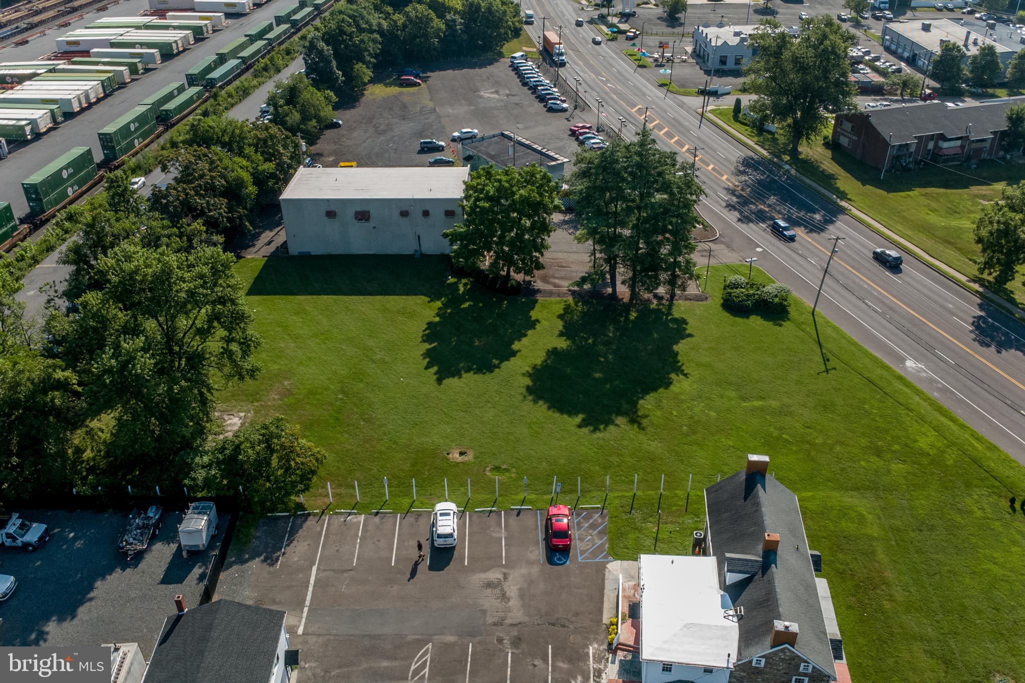 FAIRLESS HILLS - Commercial Sale