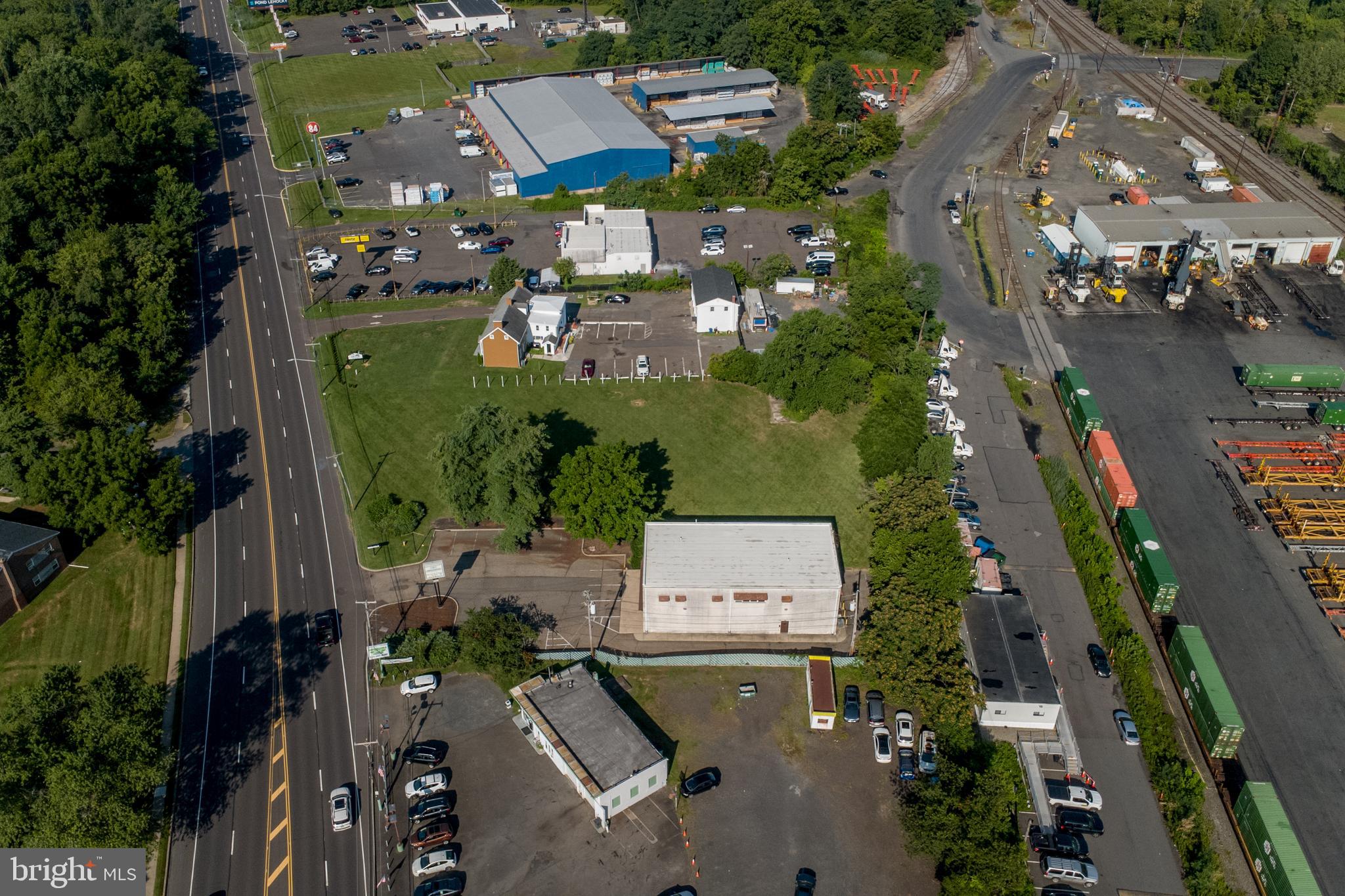 FAIRLESS HILLS - Commercial Sale