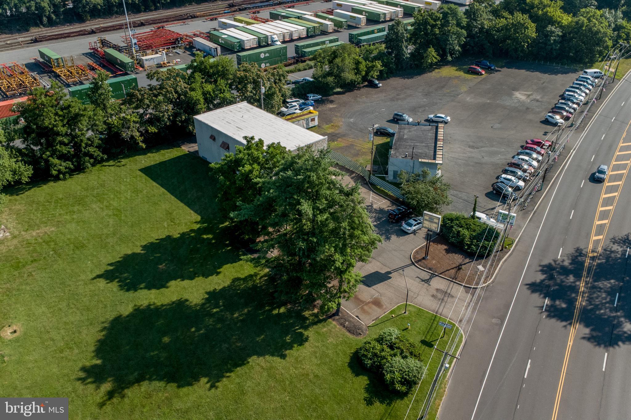 FAIRLESS HILLS - Commercial Sale