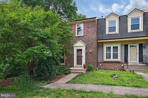 5914 GRISBY HOUSE CT CENTREVILLE VA 20120