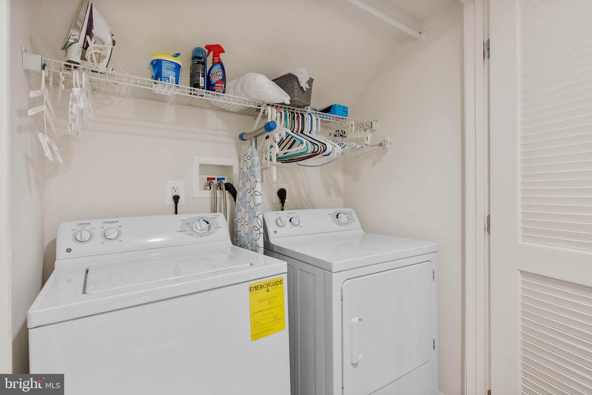 NORTHRIDGE VILLAGE - Residential