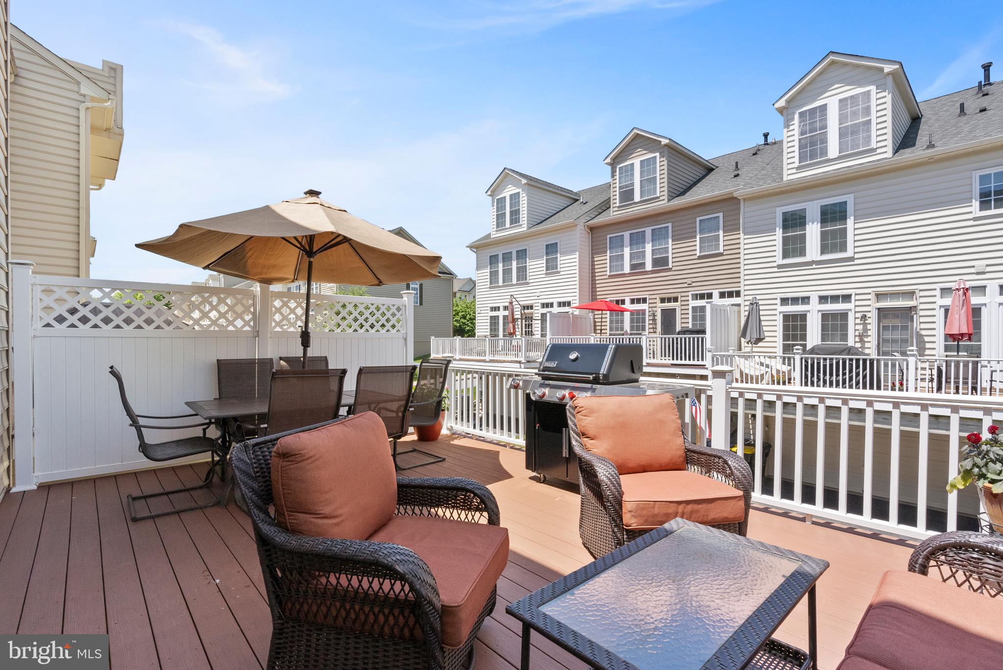 NORTHRIDGE VILLAGE - Residential