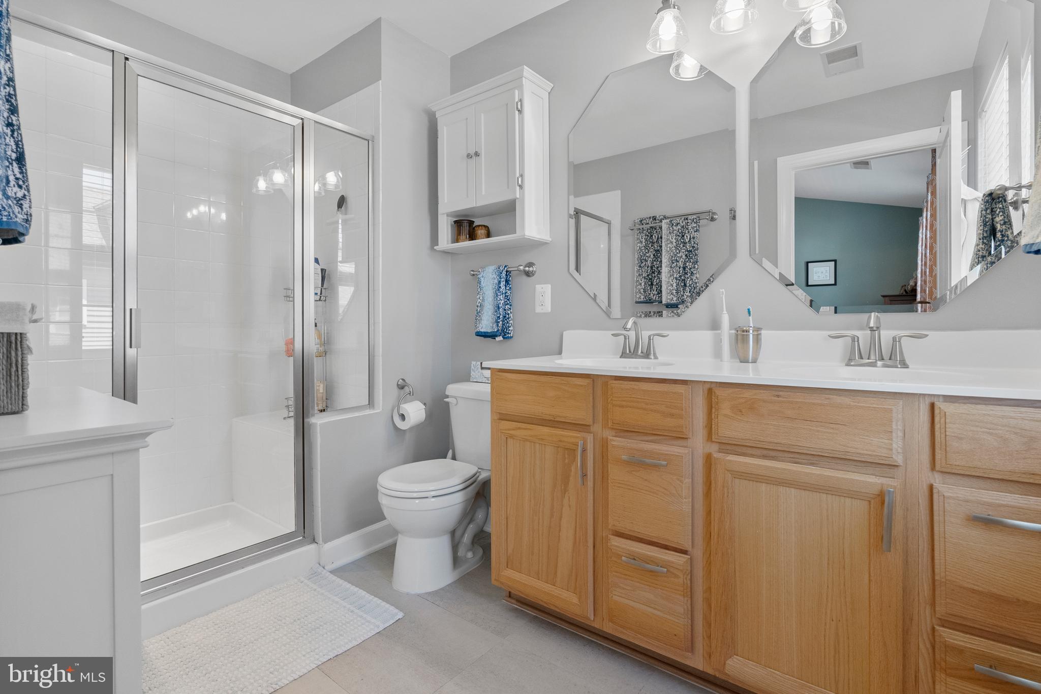 NORTHRIDGE VILLAGE - Residential