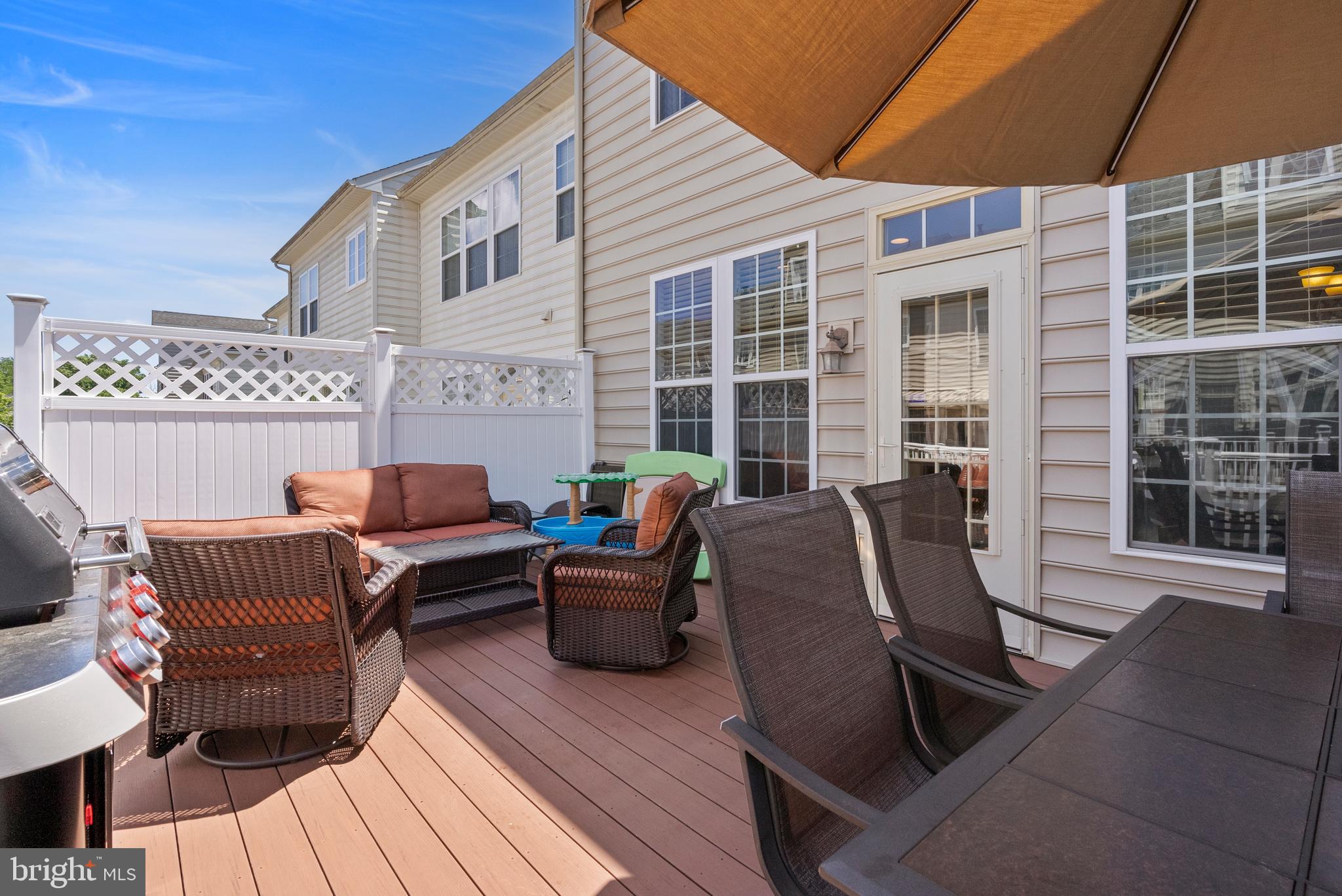 NORTHRIDGE VILLAGE - Residential