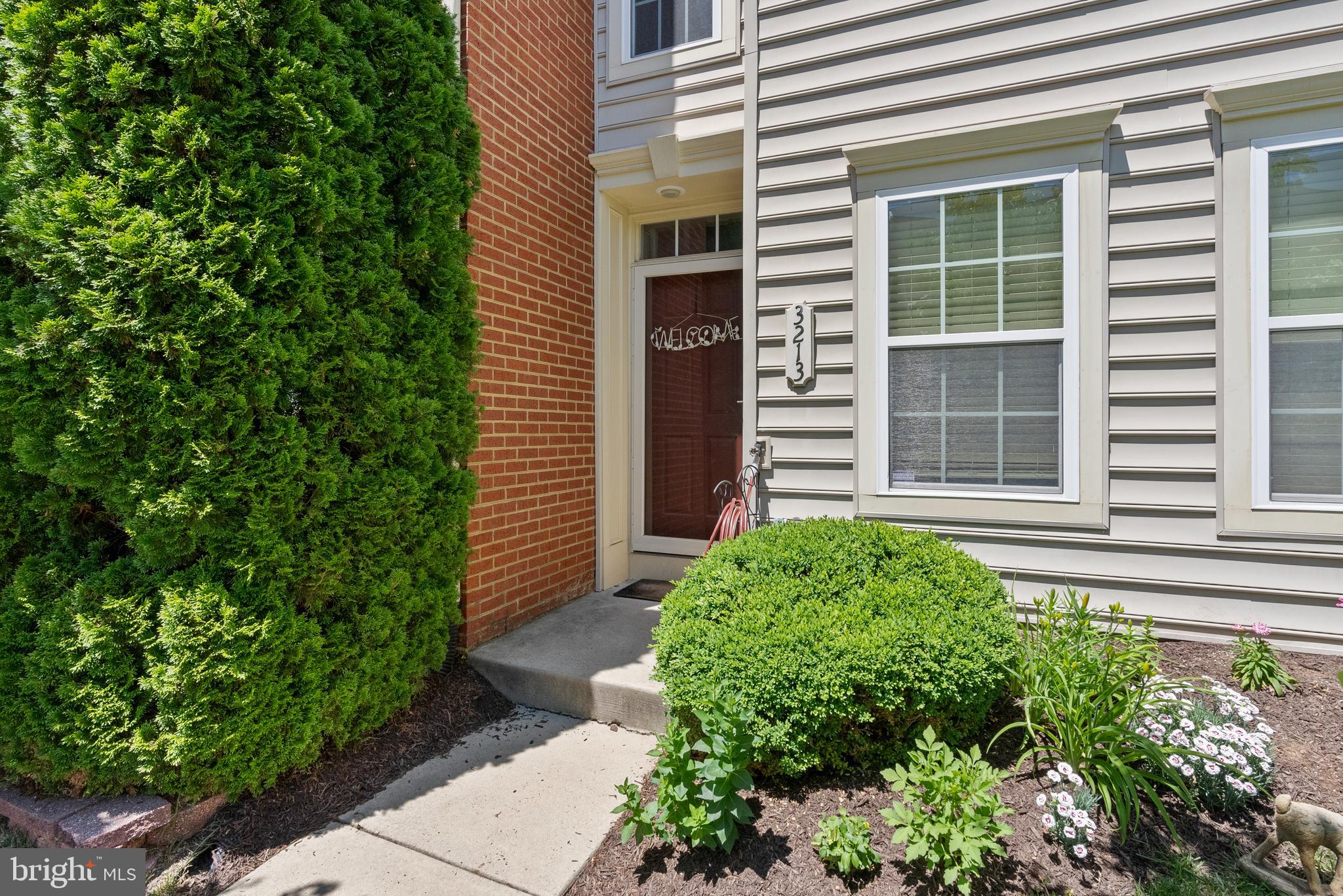 NORTHRIDGE VILLAGE - Residential