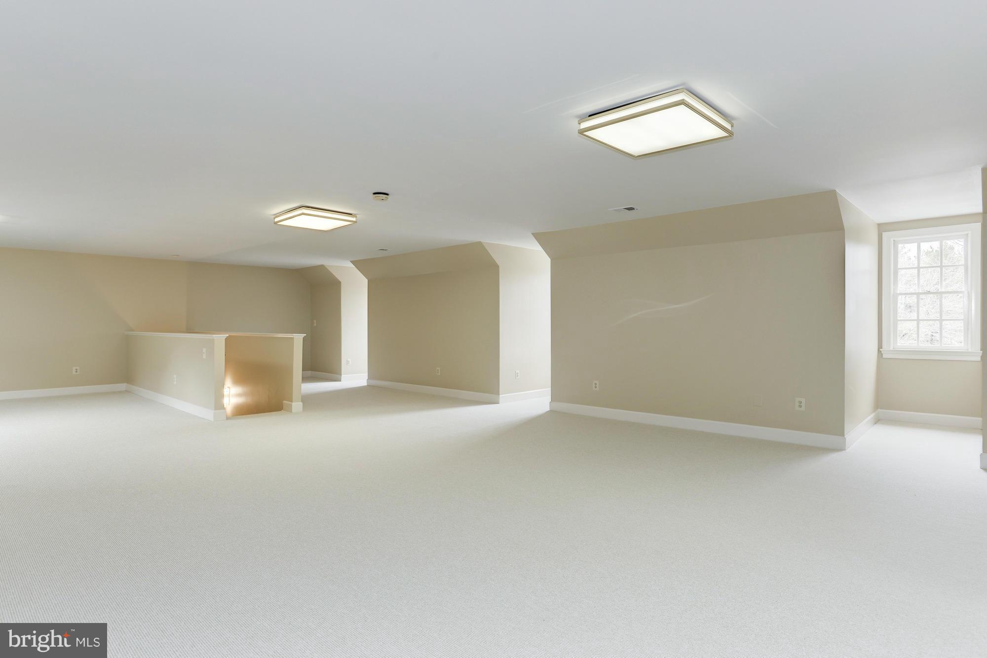 PROSPECT HILLS - Residential