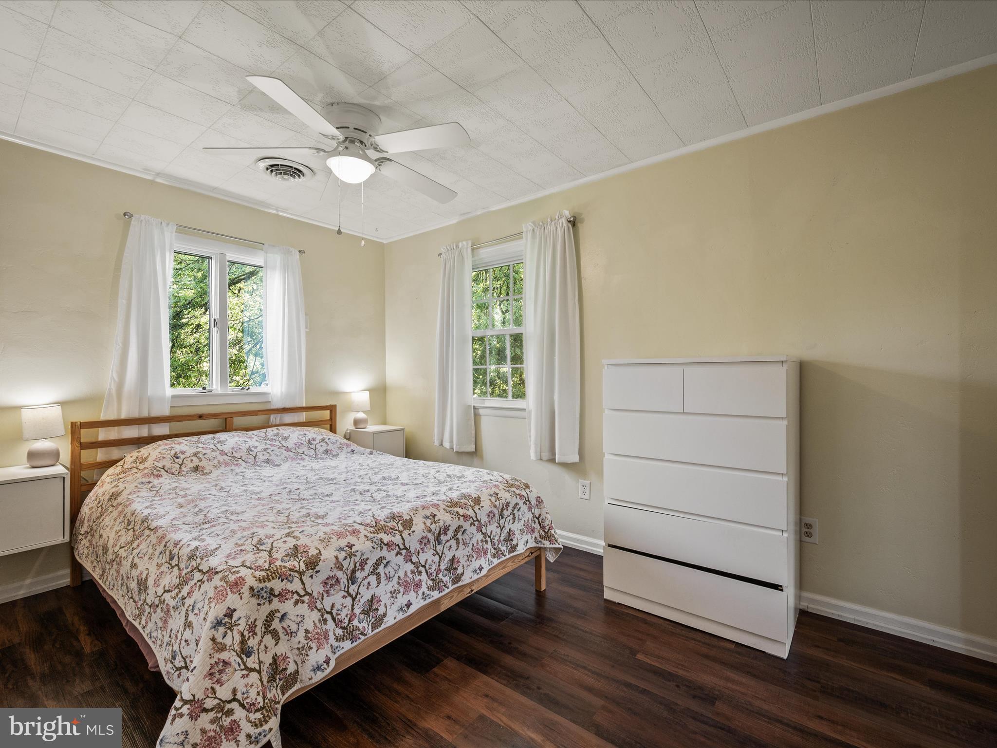 SKYLAND ESTATES - Residential