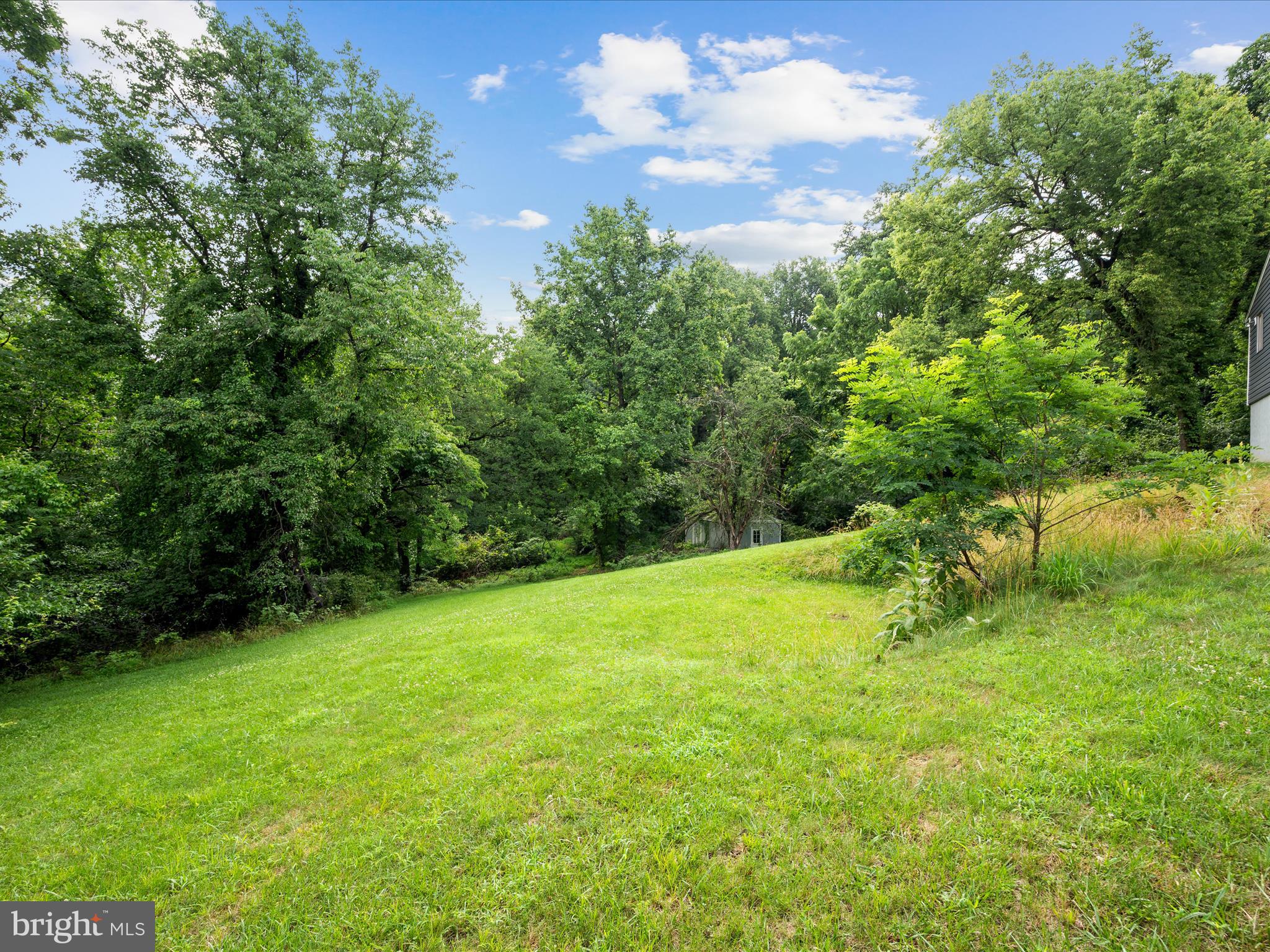 SKYLAND ESTATES - Residential