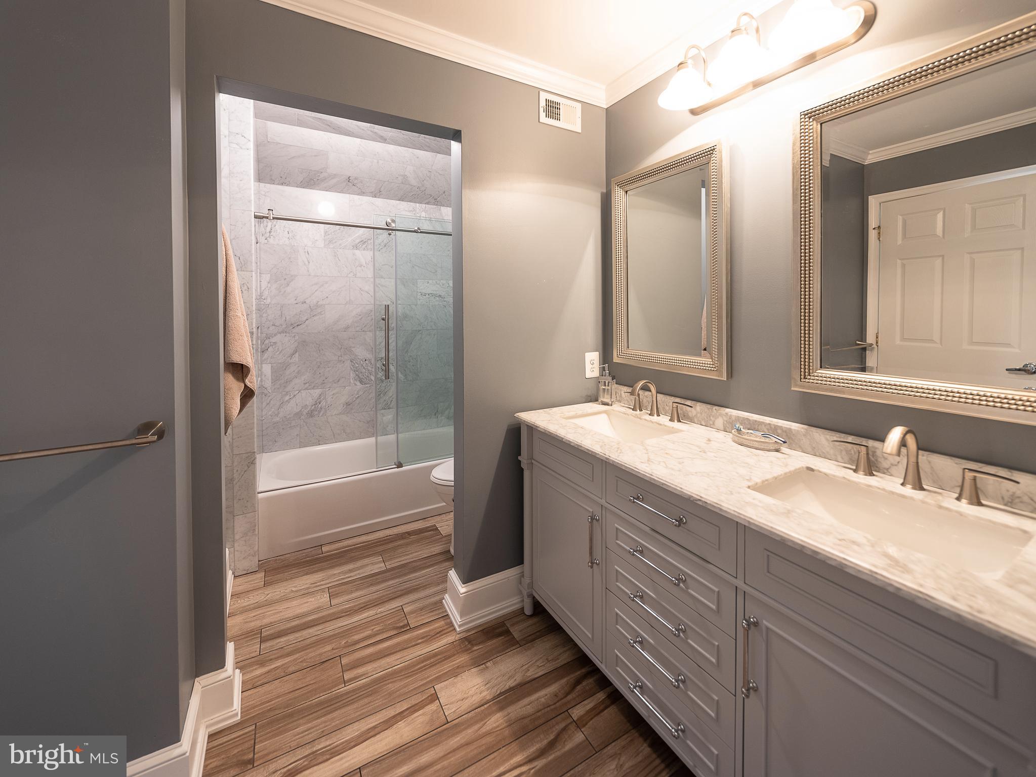 NORTH POINTE - Residential