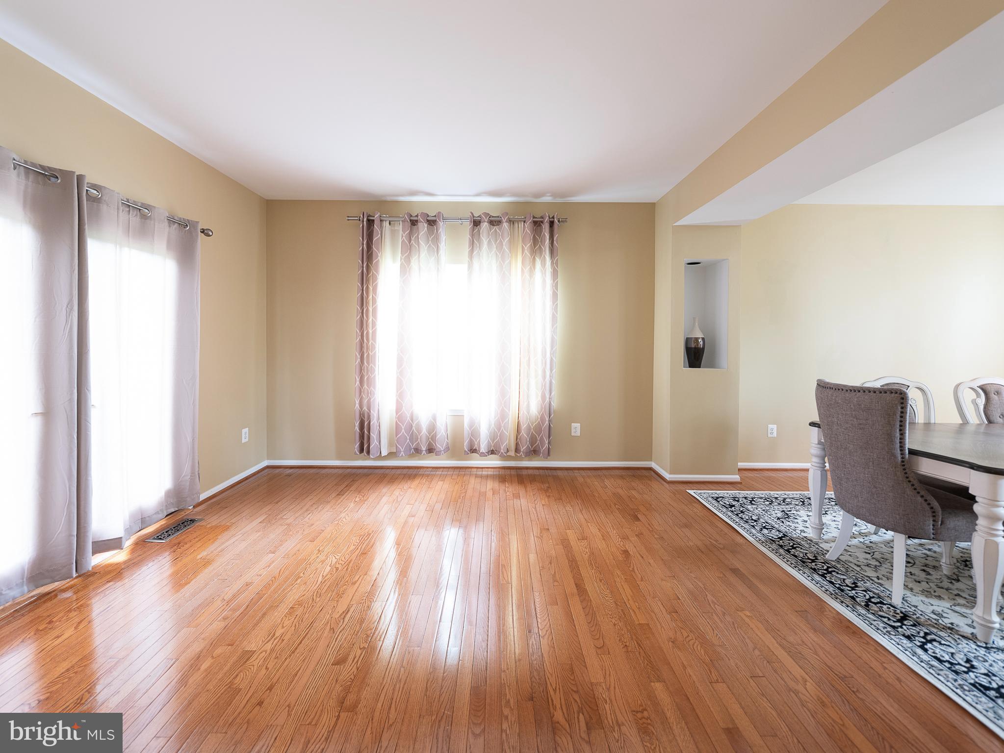 NORTH POINTE - Residential