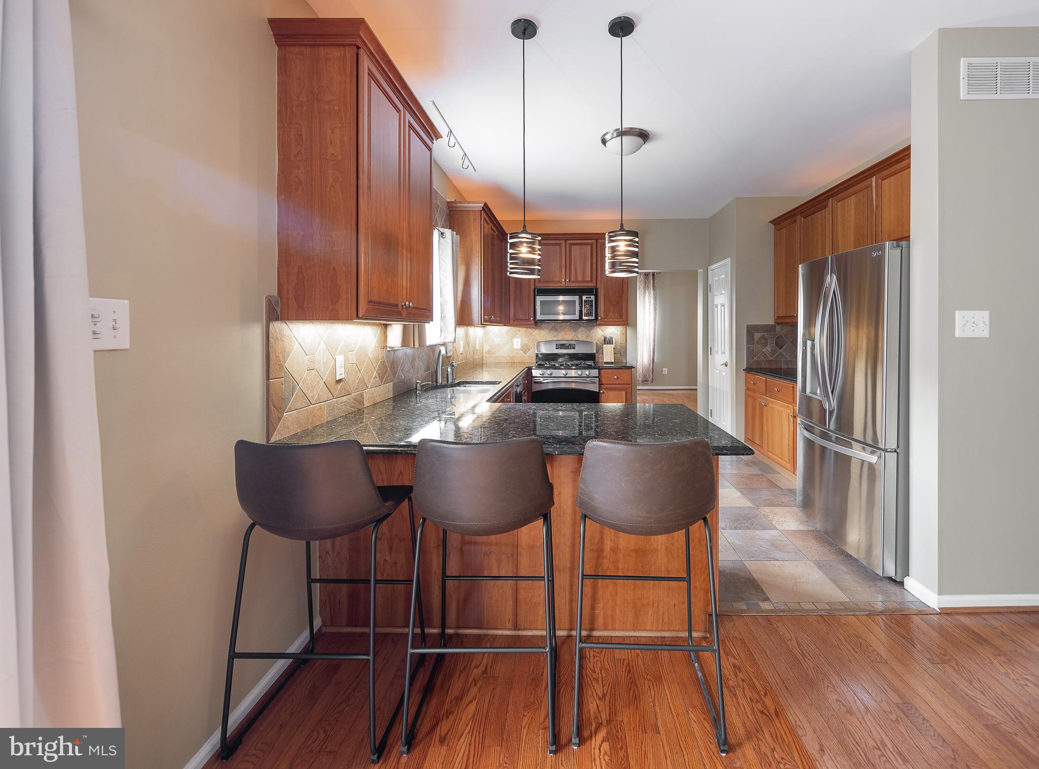 NORTH POINTE - Residential