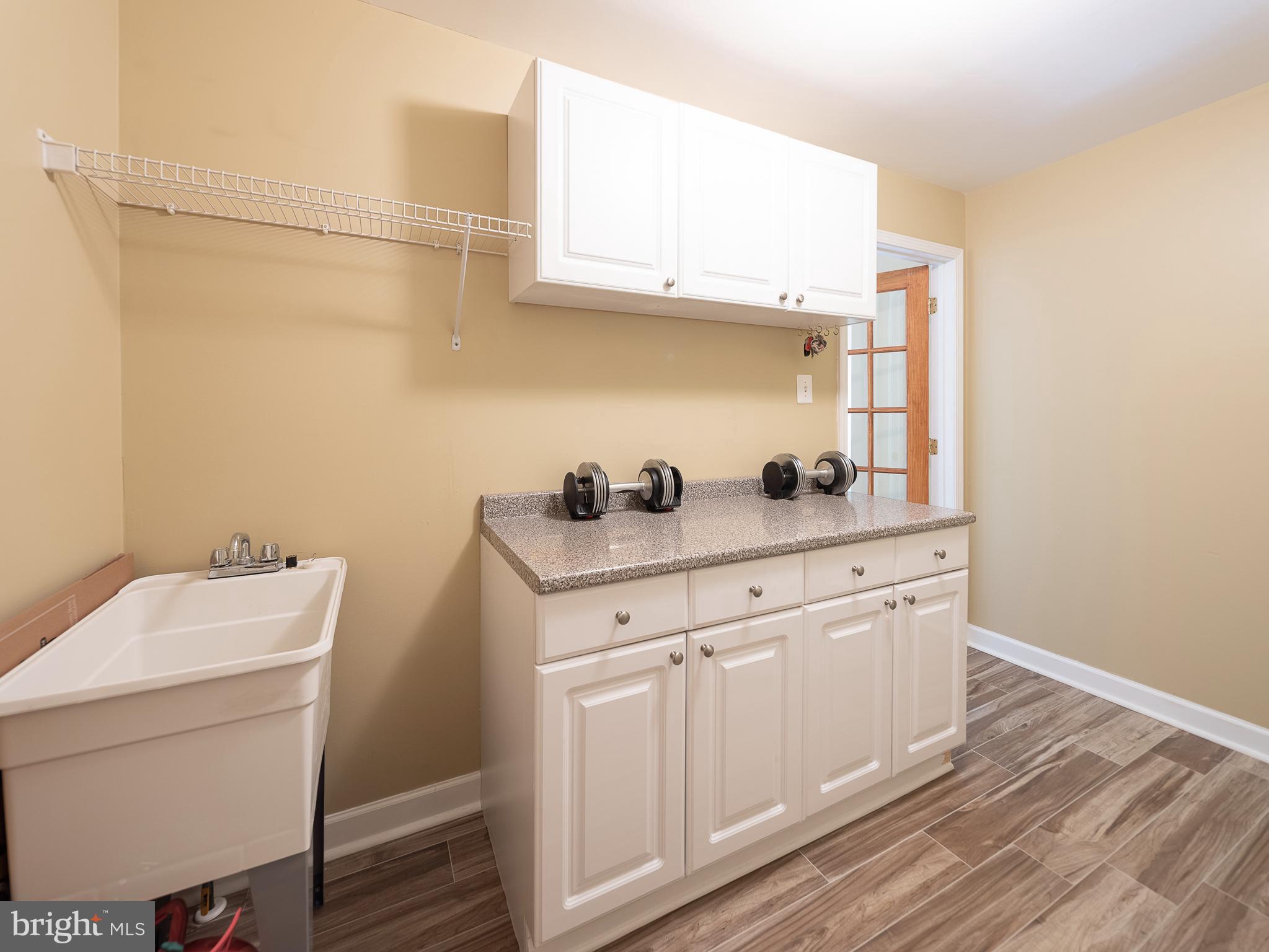 NORTH POINTE - Residential