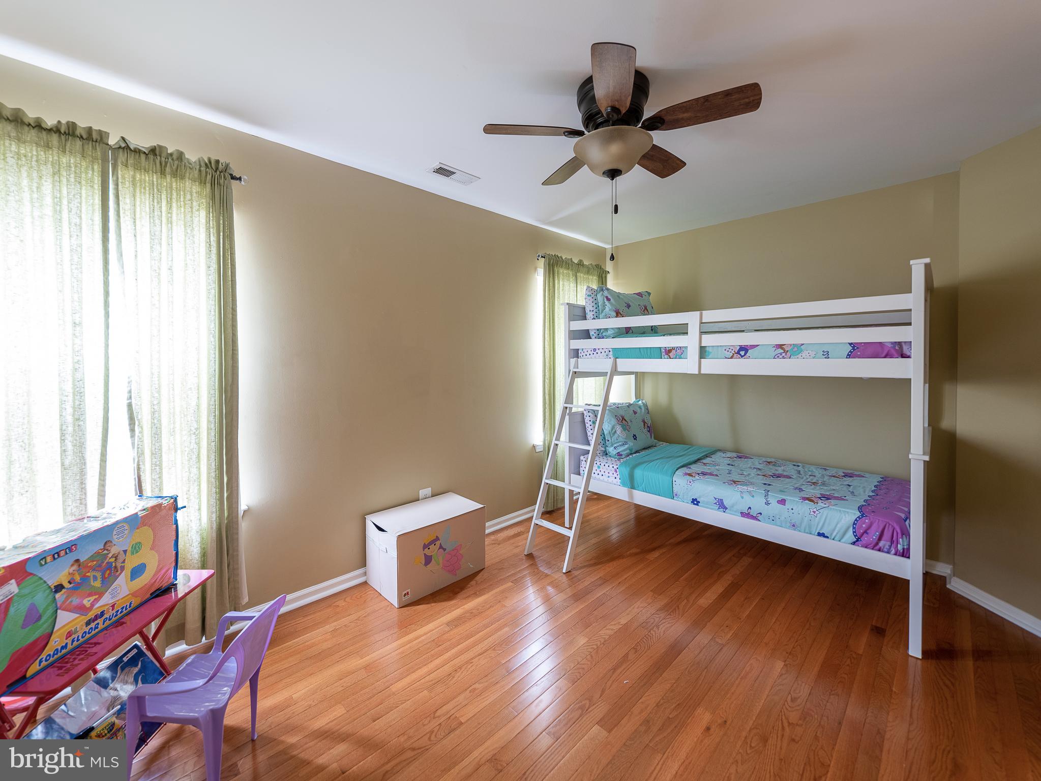 NORTH POINTE - Residential