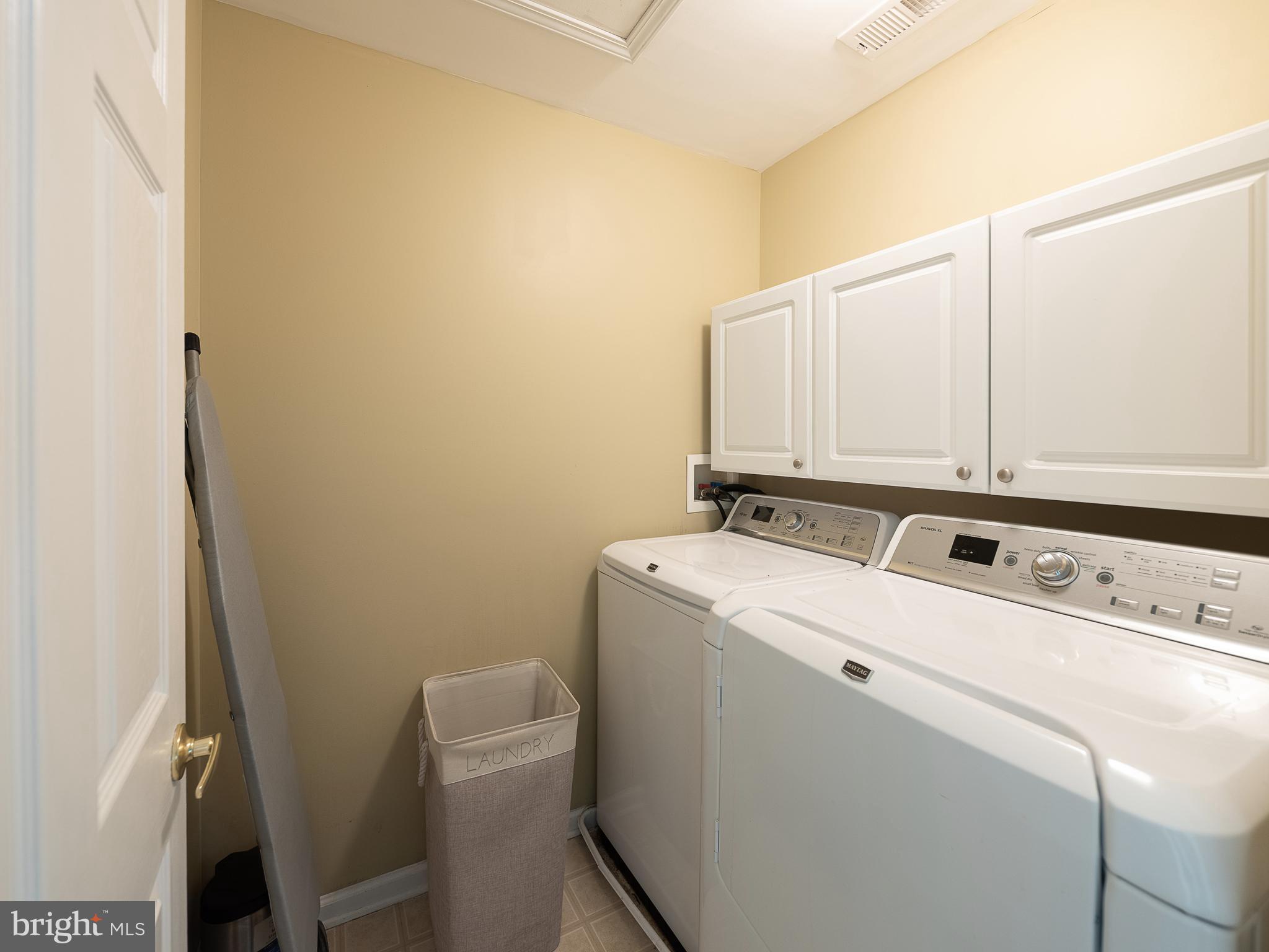 NORTH POINTE - Residential