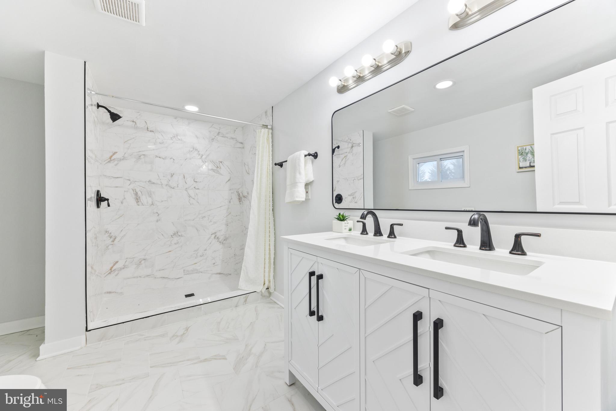 LINDEN HEIGHTS - Residential