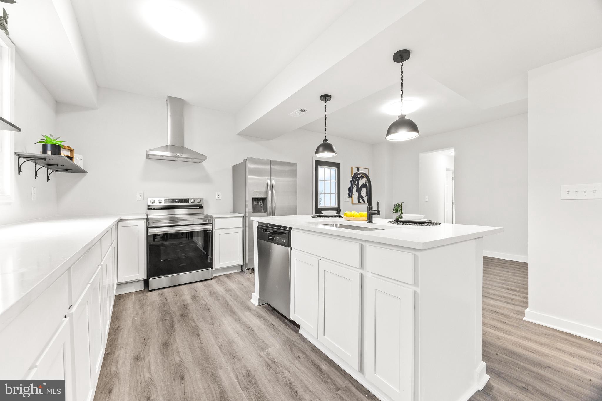 LINDEN HEIGHTS - Residential